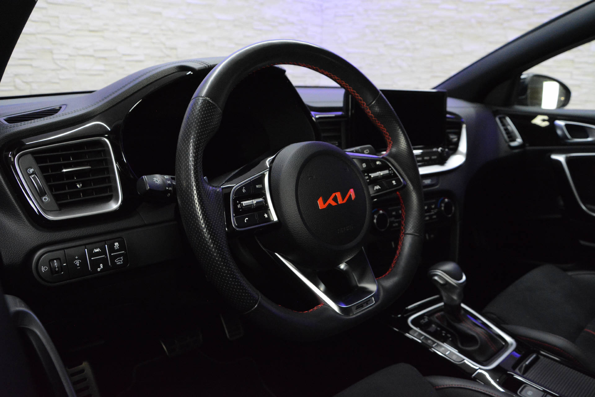 KIA ProCeed 1.6 T-GDi GT-image-14
