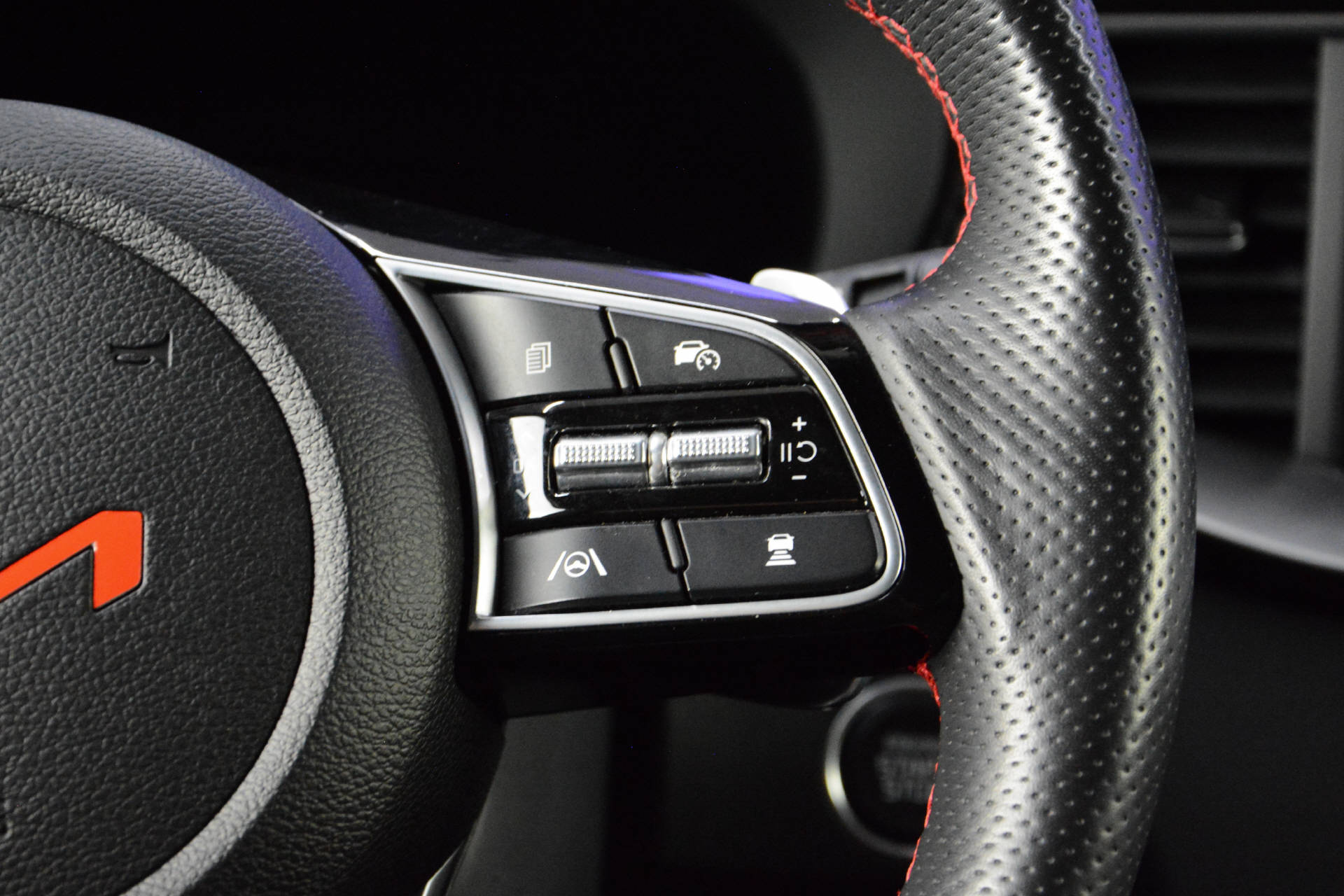 KIA ProCeed 1.6 T-GDi GT-image-16