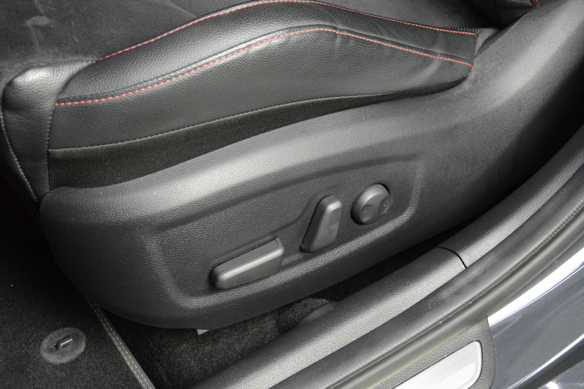 KIA ProCeed 1.6 T-GDi GT-image-11