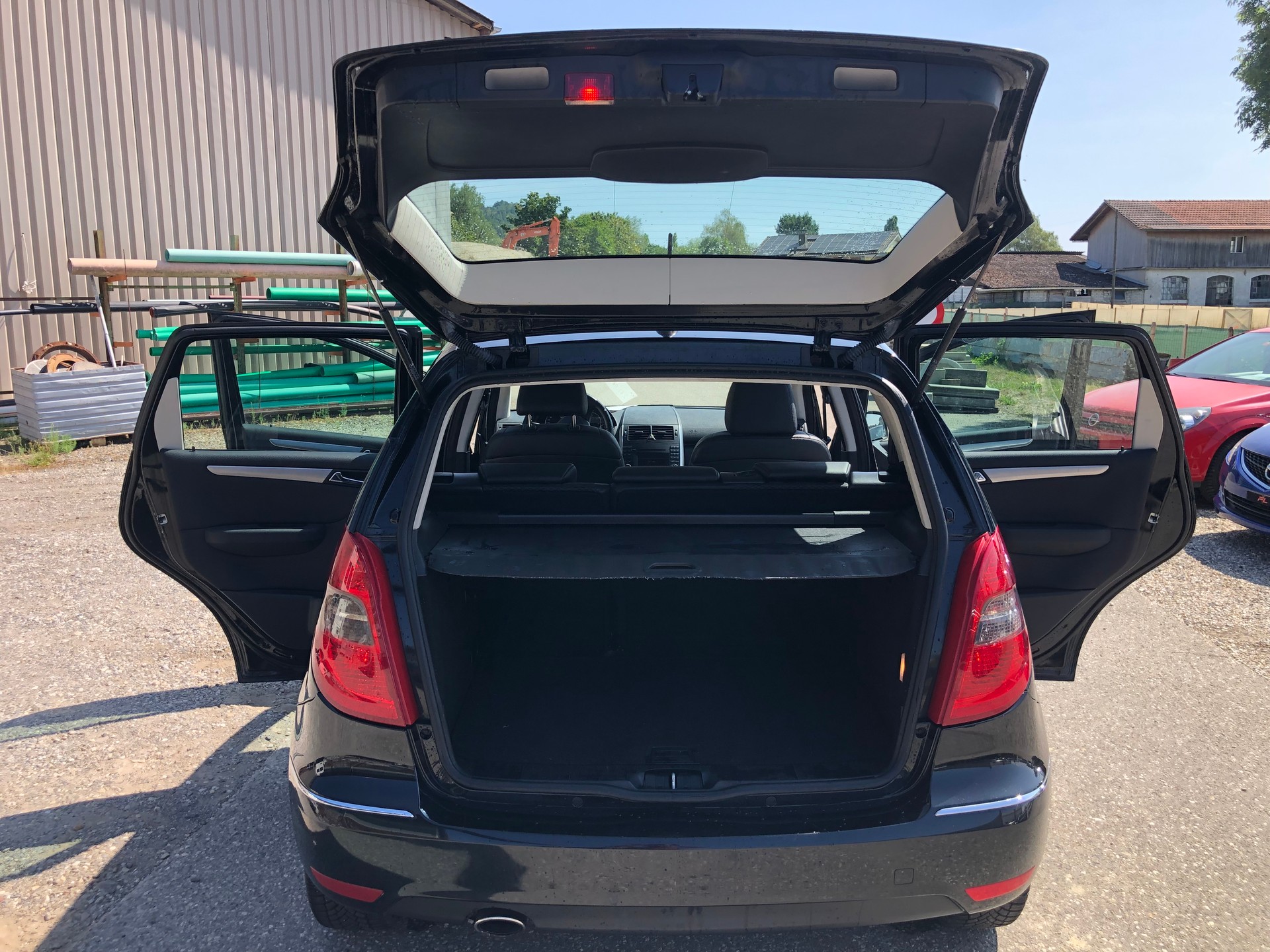 MERCEDES-BENZ A 160 (150) Classic Autotronic-image-10