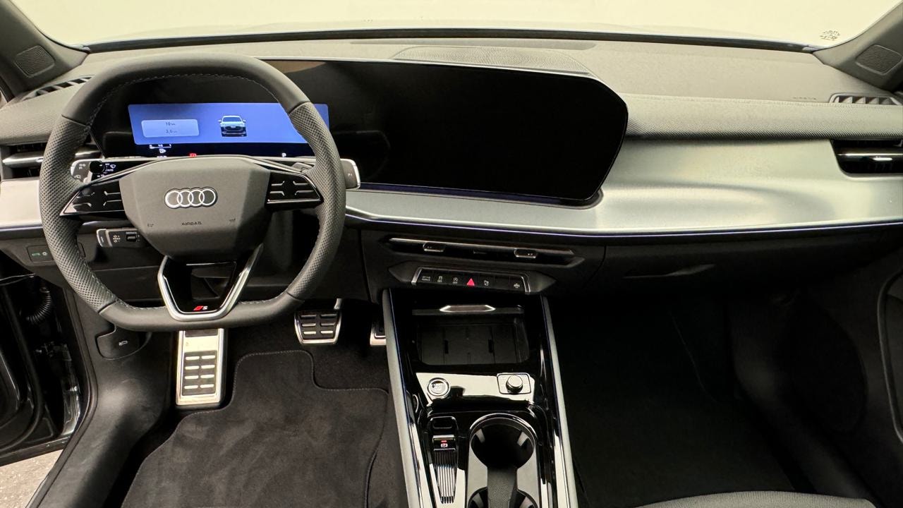 AUDI Q3 SUV TFSI quattro 195 kW S tronic-image-5