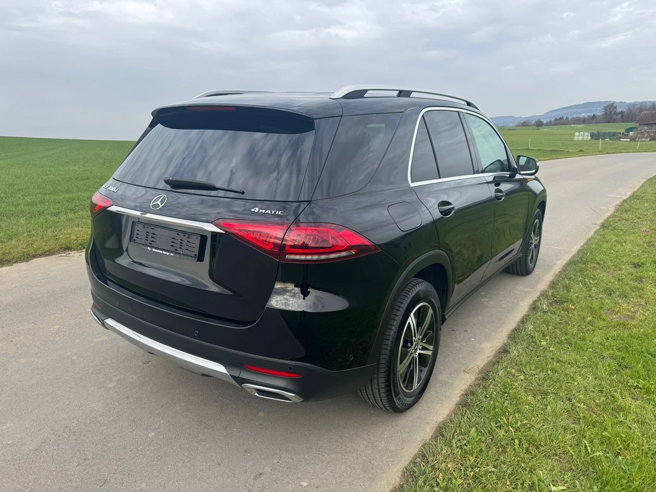 MERCEDES-BENZ GLE 300 d 4Matic 9G-Tronic-image-3