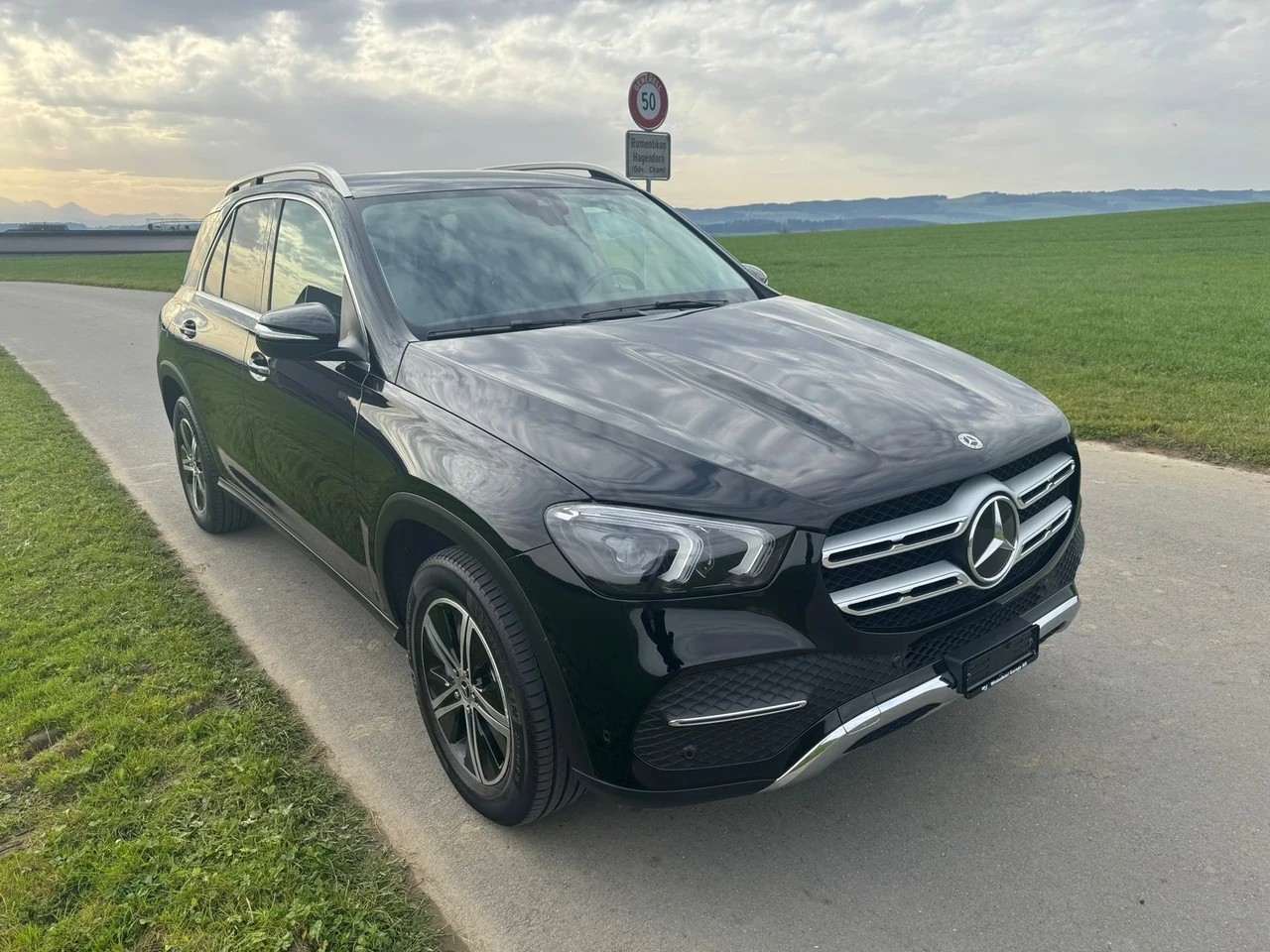 MERCEDES-BENZ GLE 300 d 4Matic 9G-Tronic-image-1