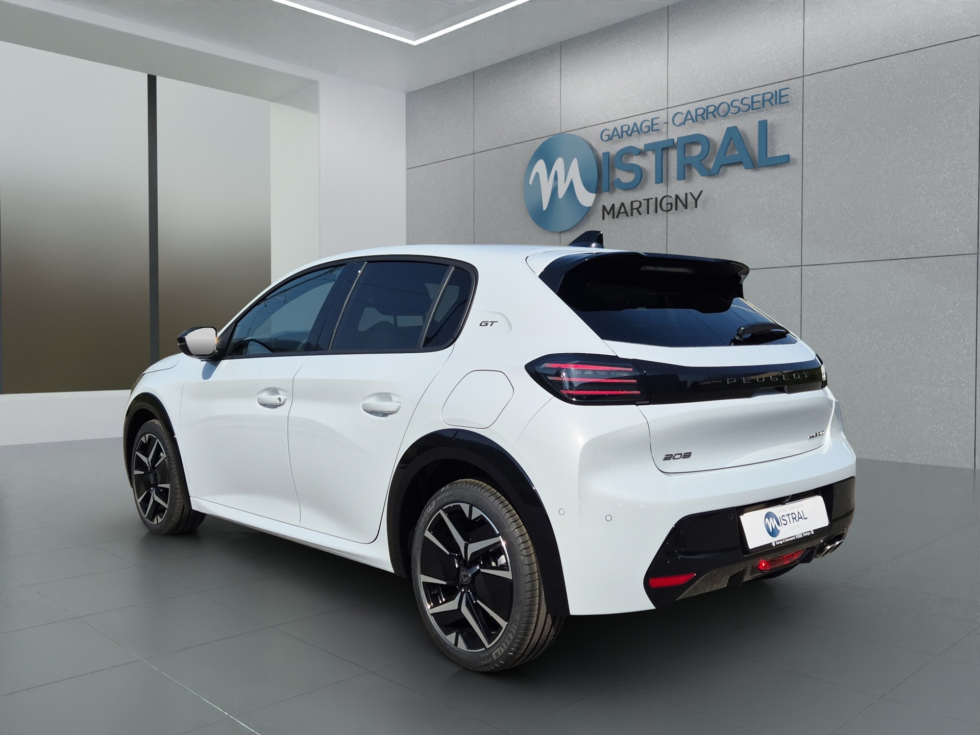 PEUGEOT 208 1.2 Hybrid 145 GT Exclusive-image-2