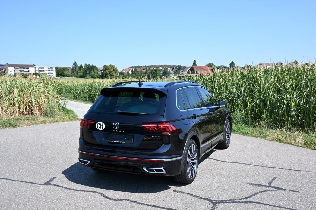 VW Tiguan 2.0 TDI SCR R-Line 4Motion DSG-image-2