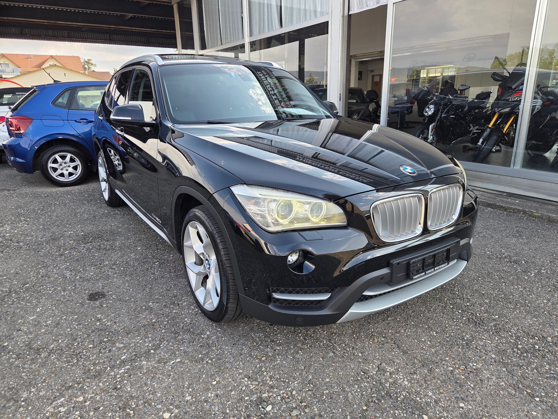 BMW X1 xDrive 20d xLine Steptronic-image-1