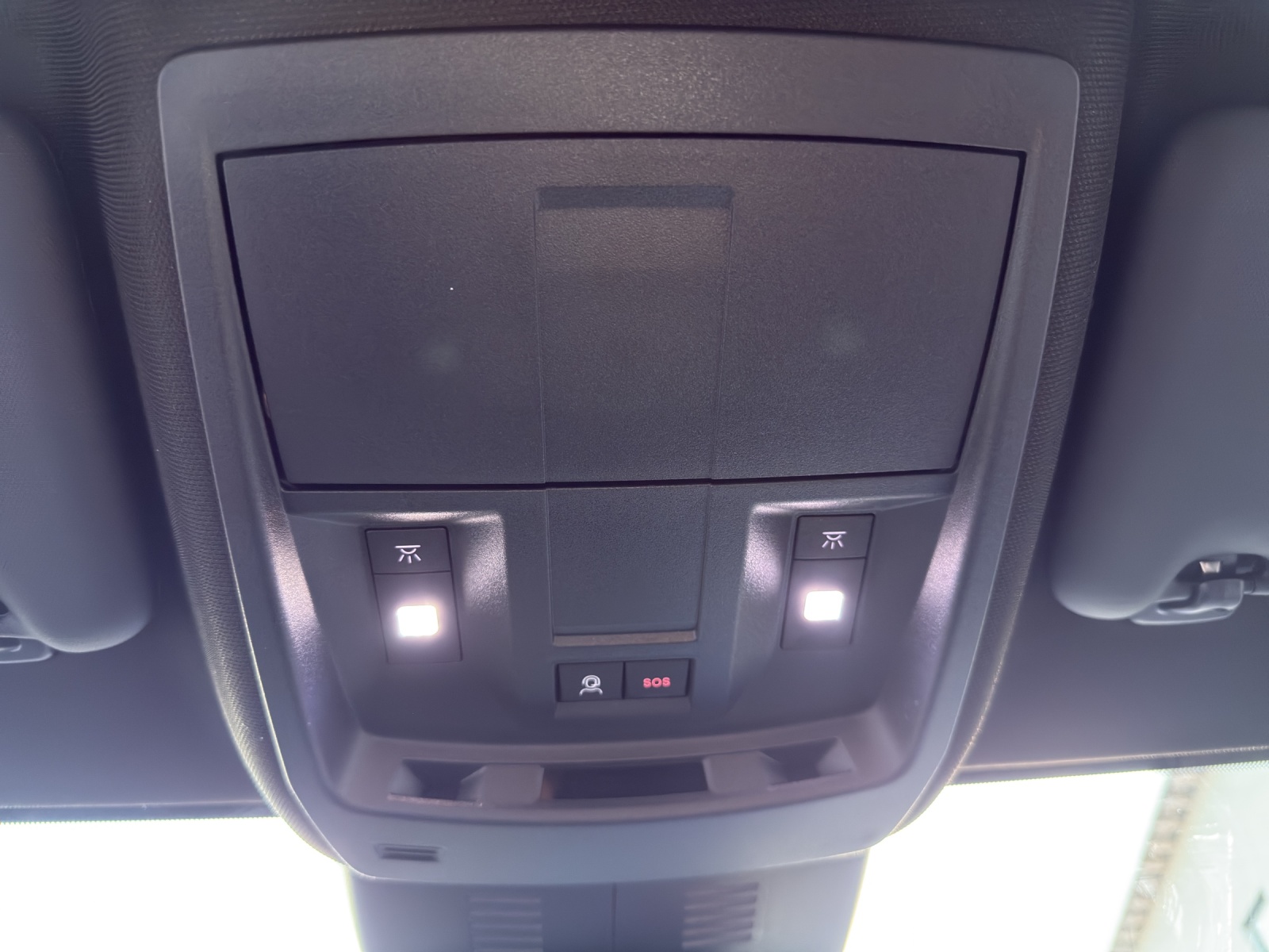 PEUGEOT 3008 145 e-DCS6 Hybrid GT-image-28