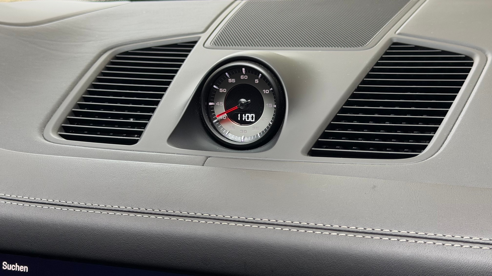 PORSCHE Cayenne GTS / ♦️V8 Motor*seltene Farbe Kreide*Topausstattung♦️-image-28
