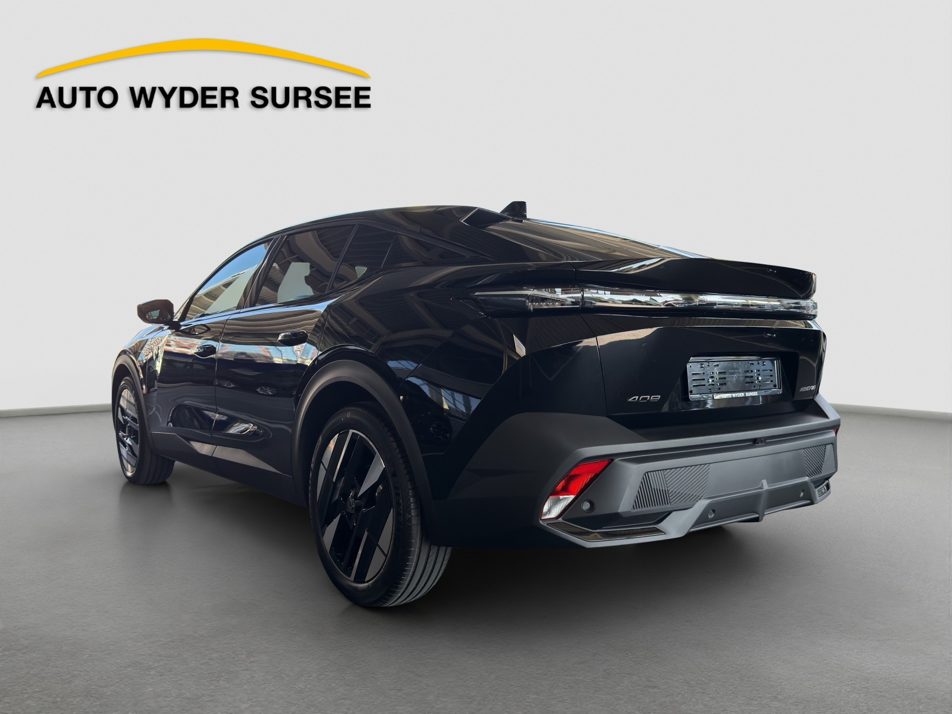 PEUGEOT 408 1.2 Hybrid GT Exclusive-image-3