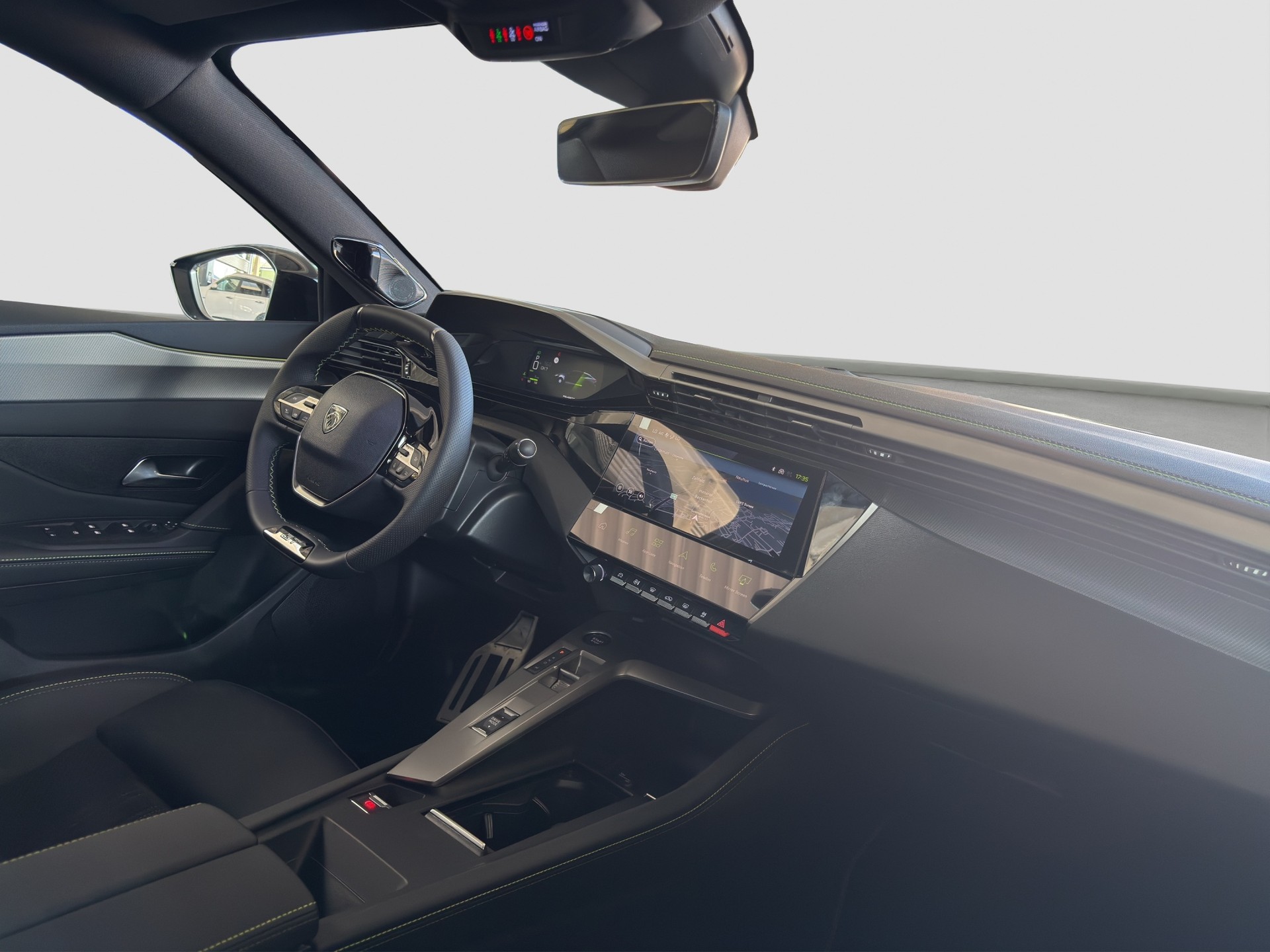 PEUGEOT 408 1.2 Hybrid GT Exclusive-image-13