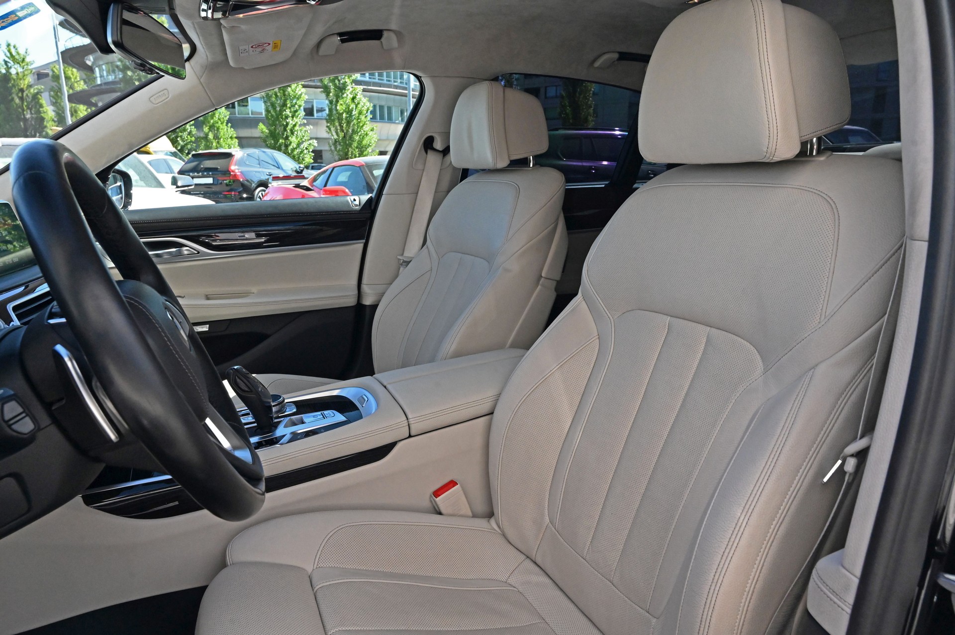 BMW 740d xDrive Steptronic-image-19