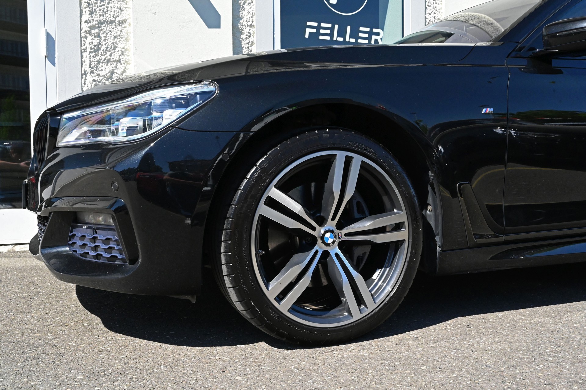 BMW 740d xDrive Steptronic-image-3