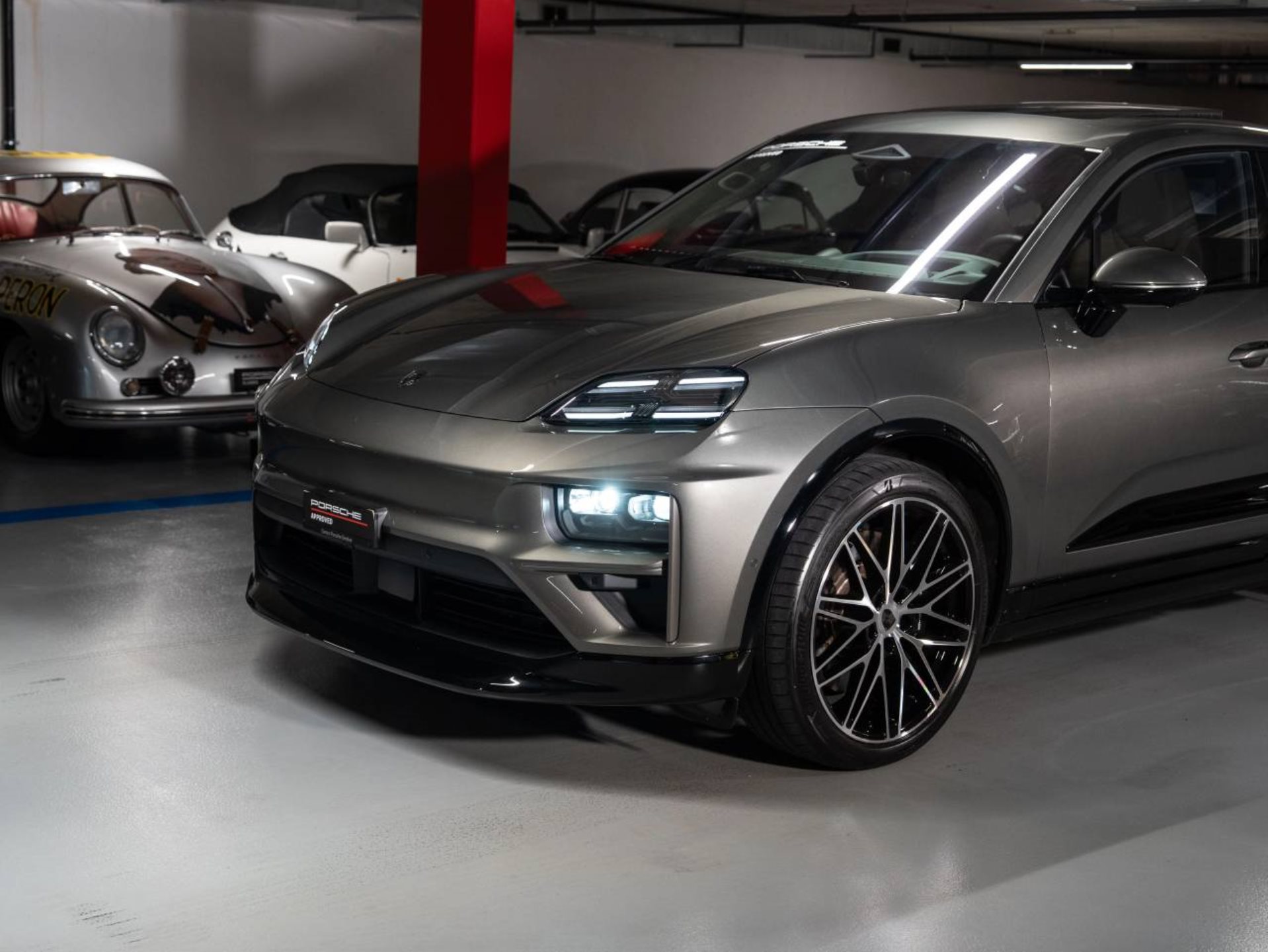 PORSCHE Macan Turbo-image-22