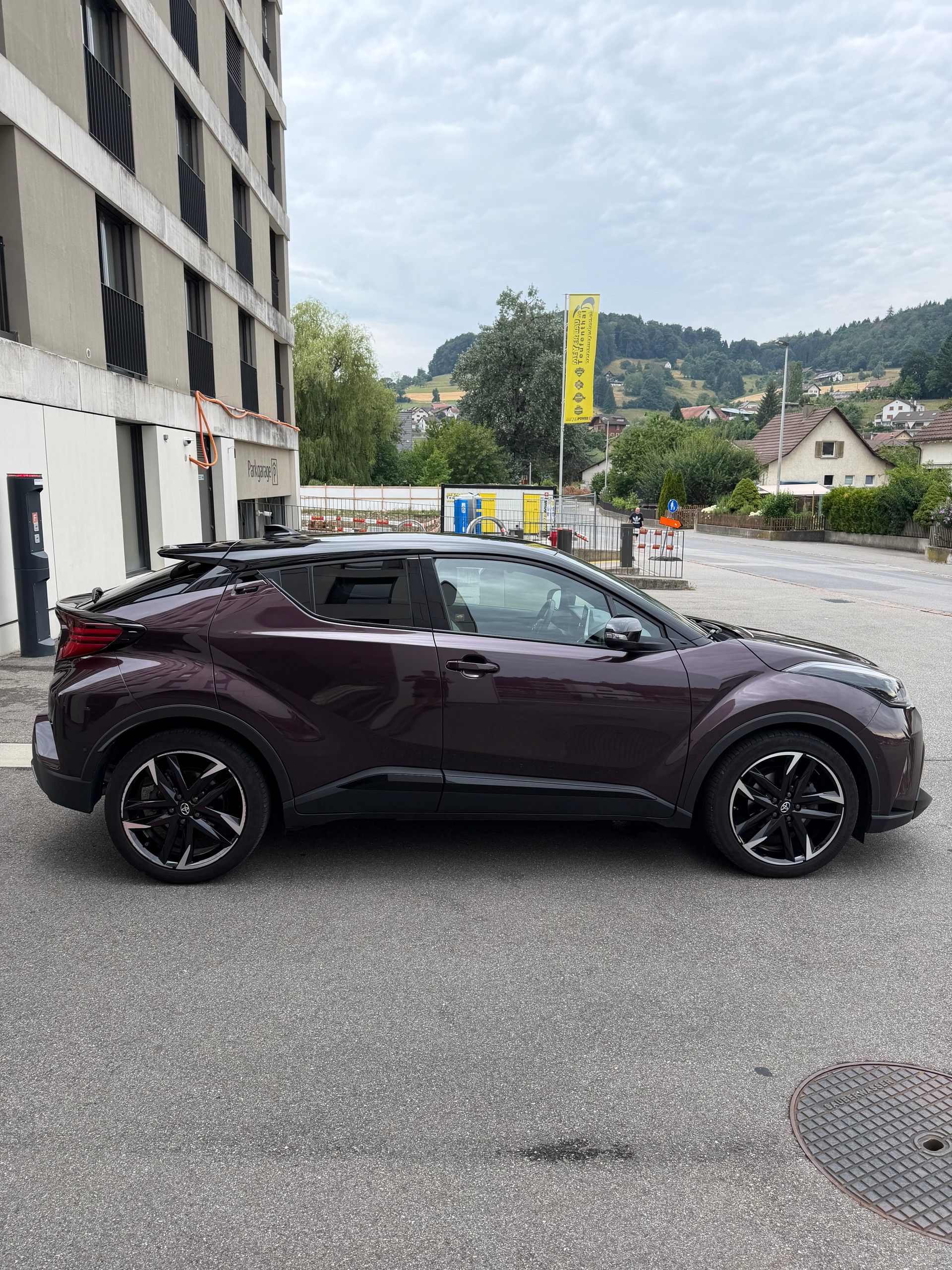 TOYOTA C-HR 2.0 HSD CVT GR Sport-image-6