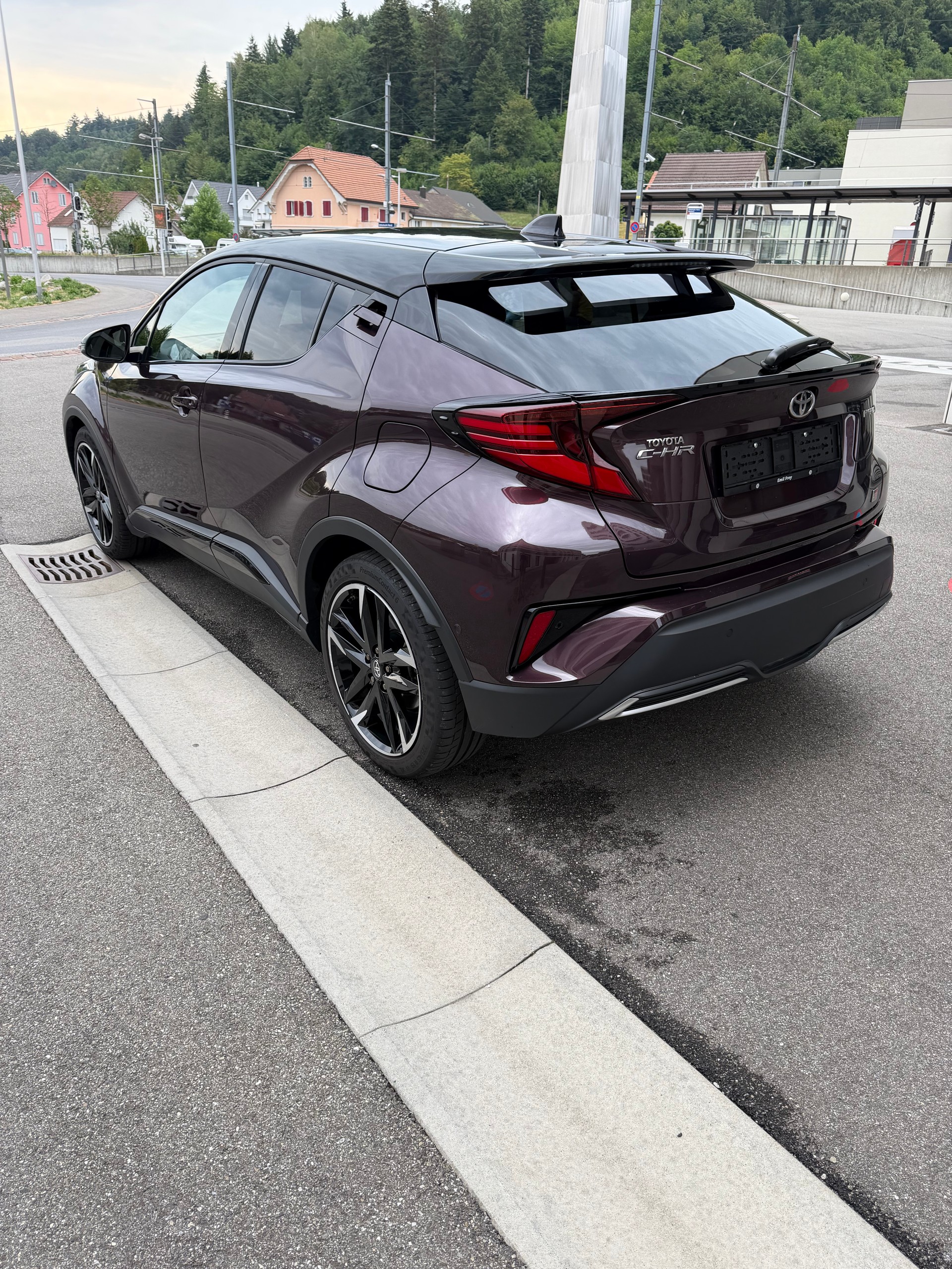 TOYOTA C-HR 2.0 HSD CVT GR Sport-showroom-element-3