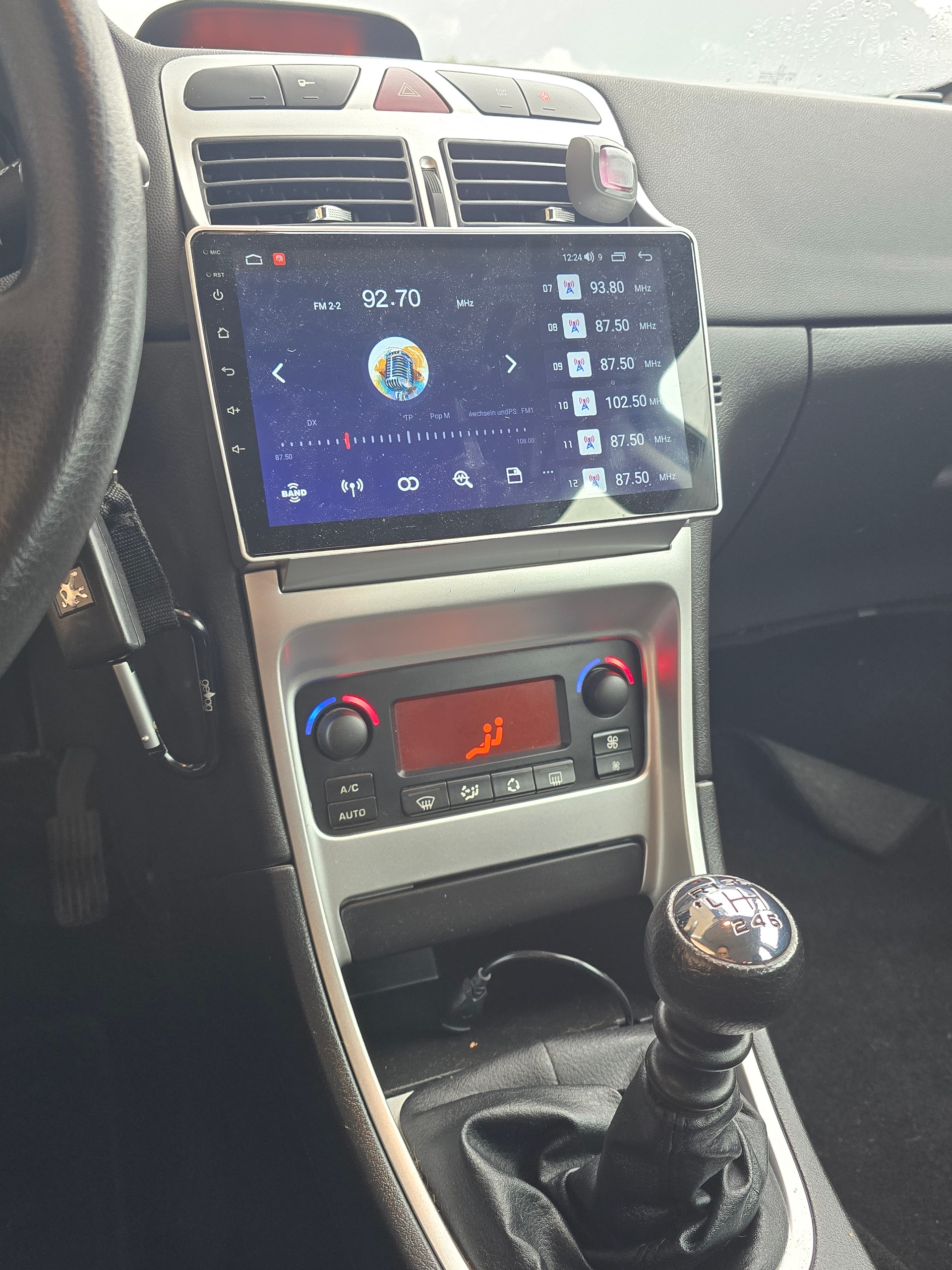 PEUGEOT 307 2.0 HDI XS-image-7