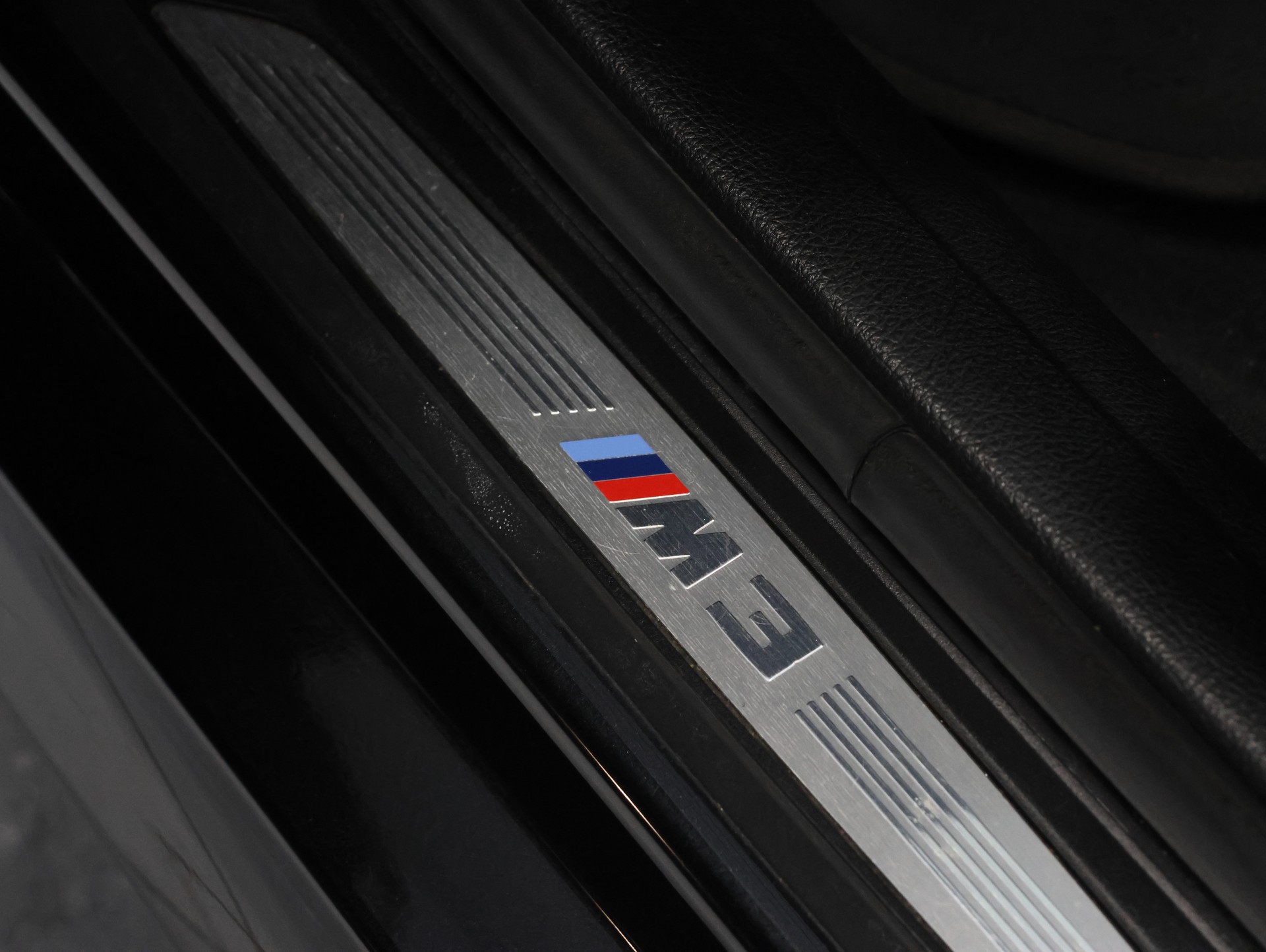 BMW M3 Drivelogic *Sitzheizung* *Ohne OPF*-image-11