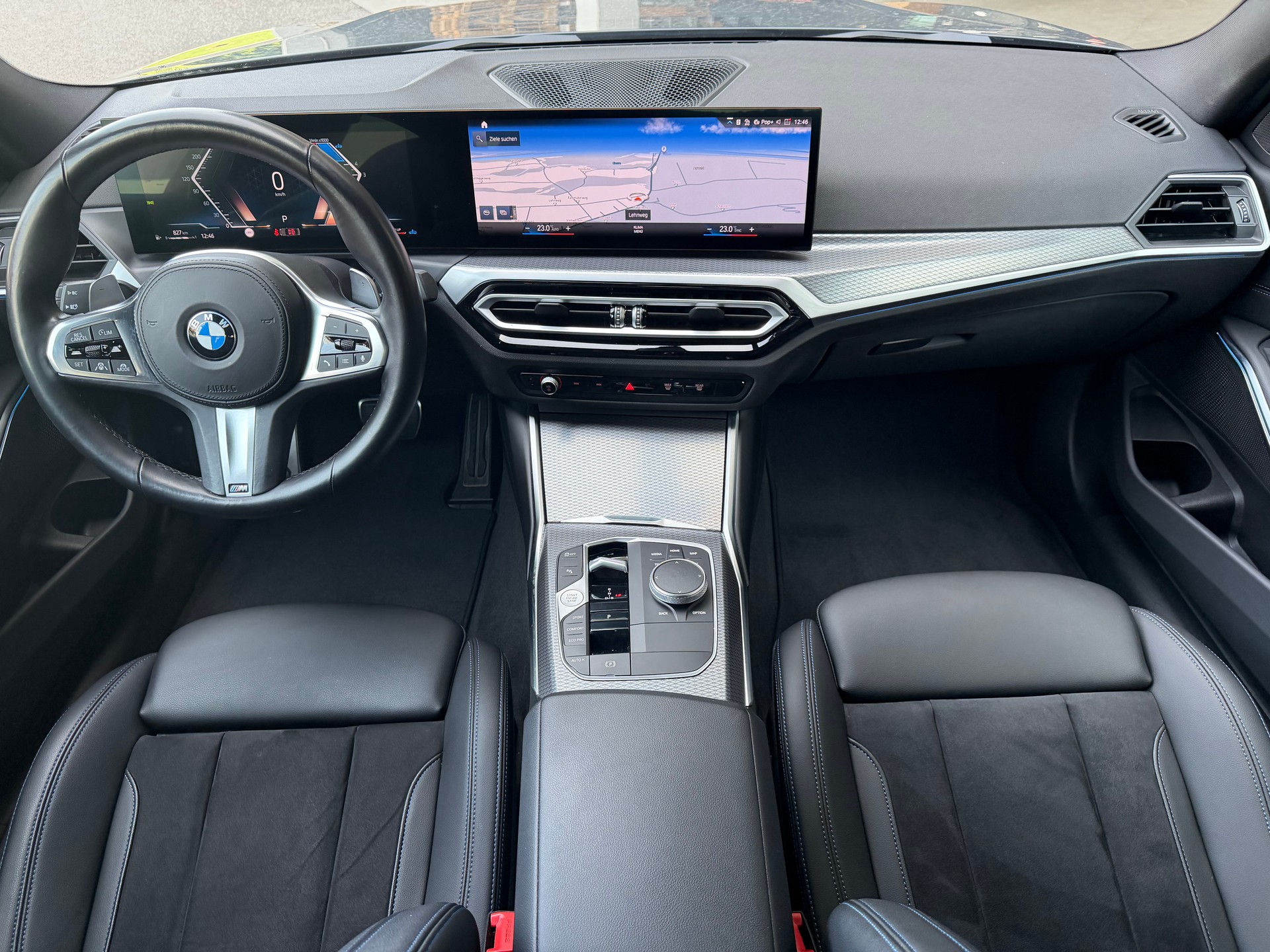 BMW 320d xDrive 48V Steptronic M Sport-image-18