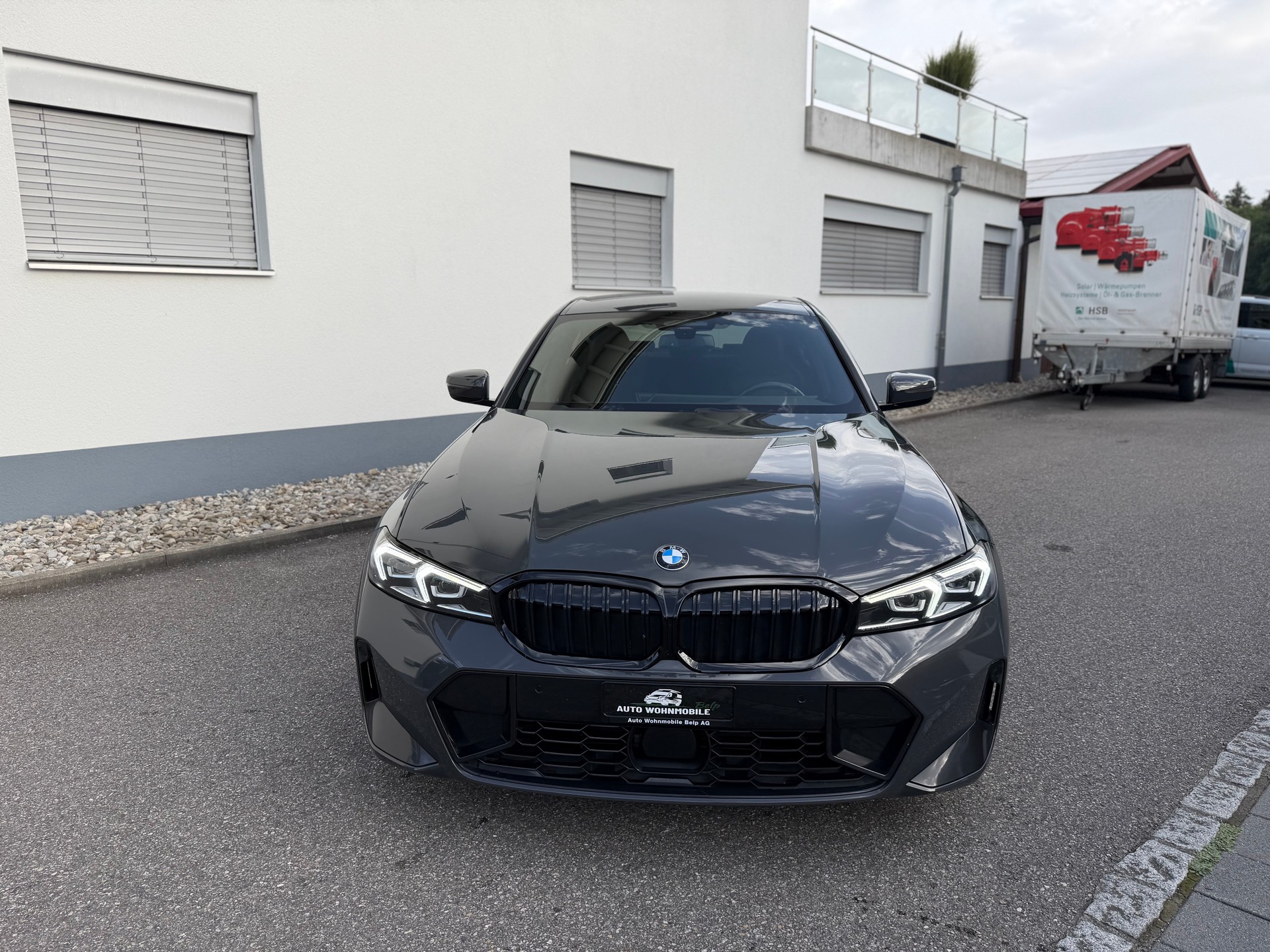 BMW 320d xDrive 48V Steptronic M Sport-image-8