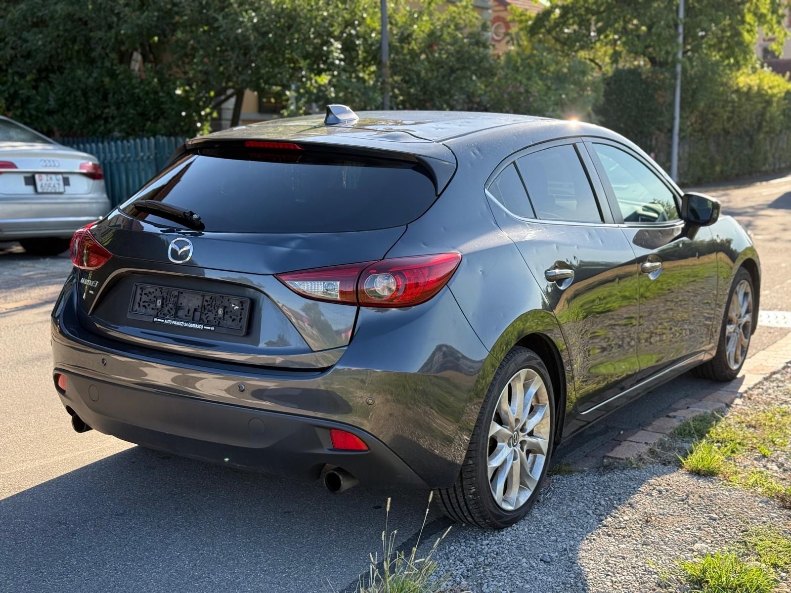 MAZDA 3 2.0 16V Revolution-image-3