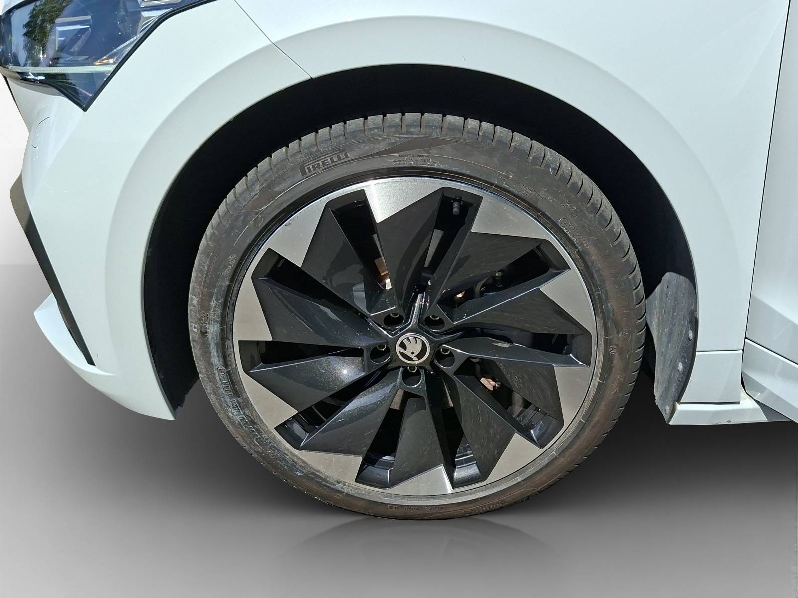 SKODA Enyaq iV 80x SportLine-image-13