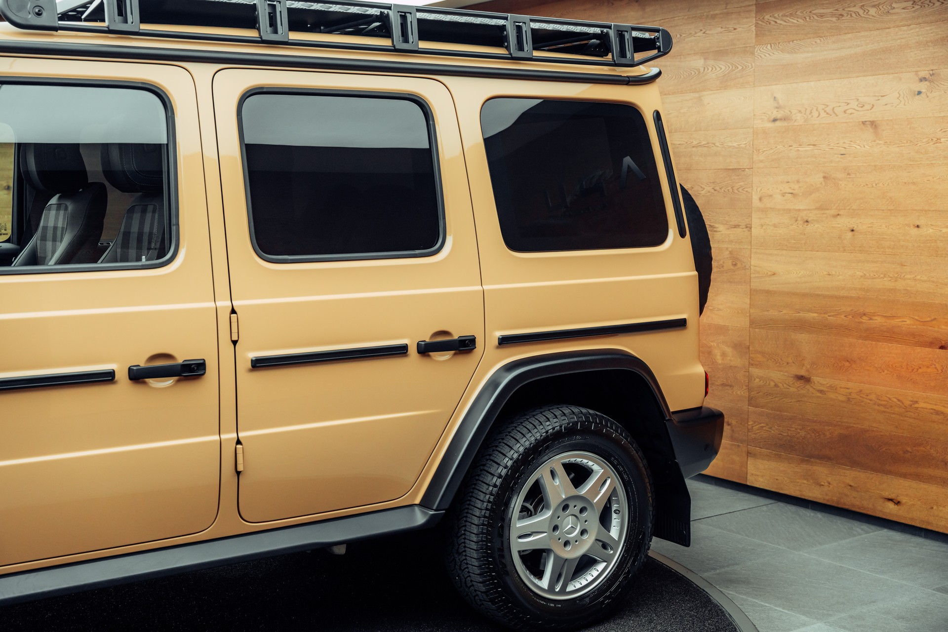MERCEDES-BENZ G 450d STRONGER THAN THE 1980s-image-21