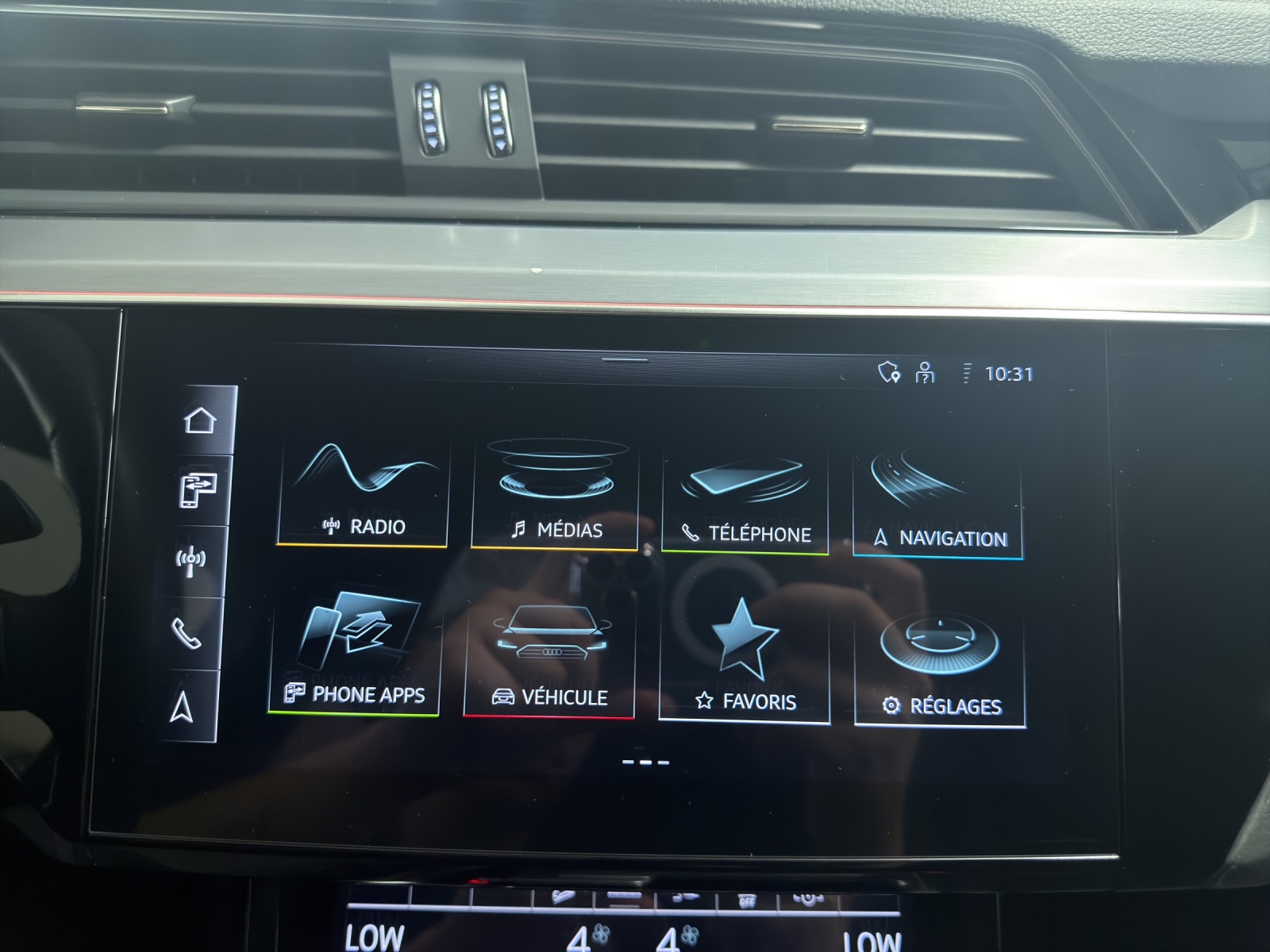 AUDI e-tron 55 Sportback S Line quattro-image-14