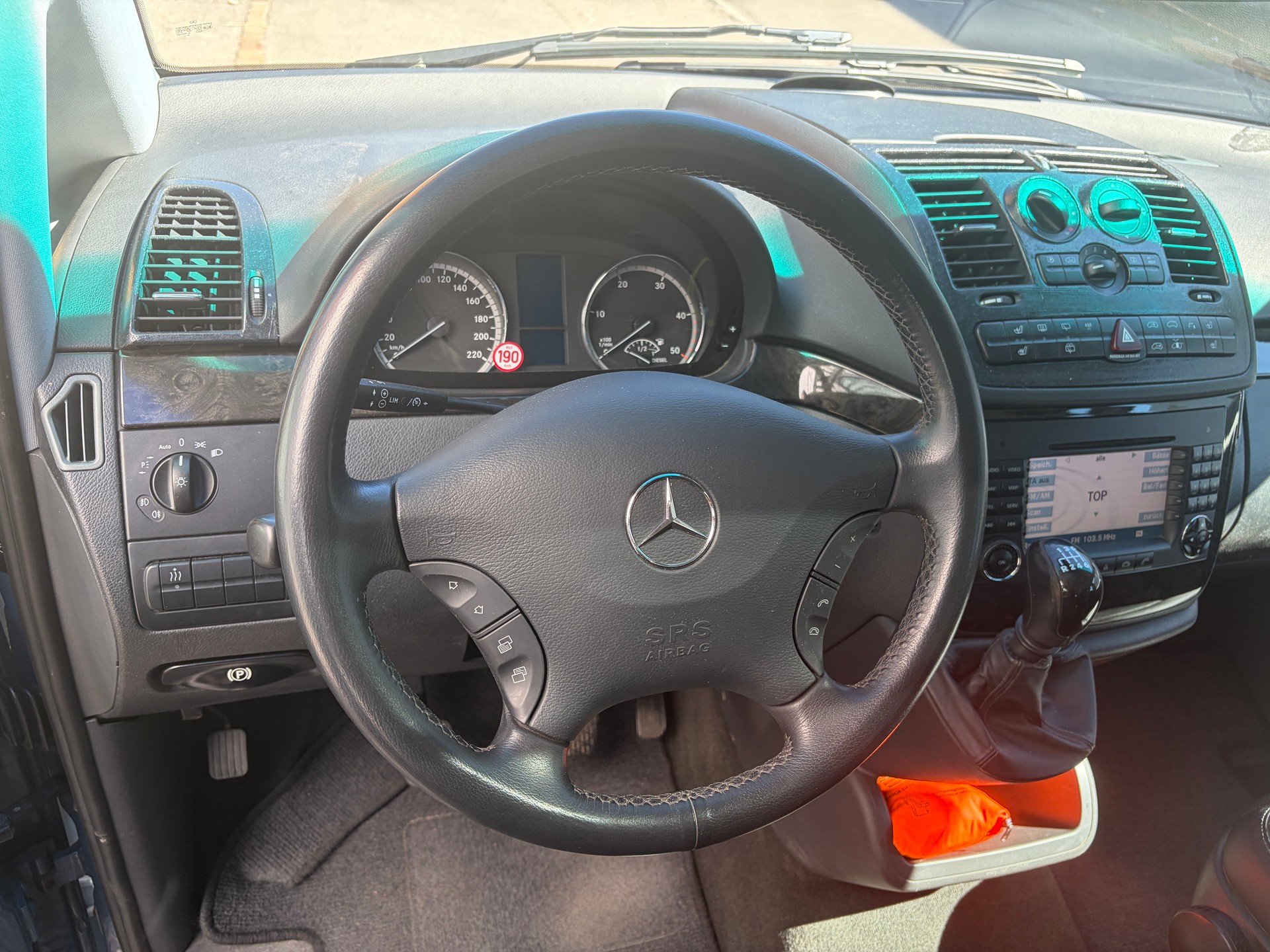 MERCEDES-BENZ Viano 2.2 CDI Ambiente EL-image-7