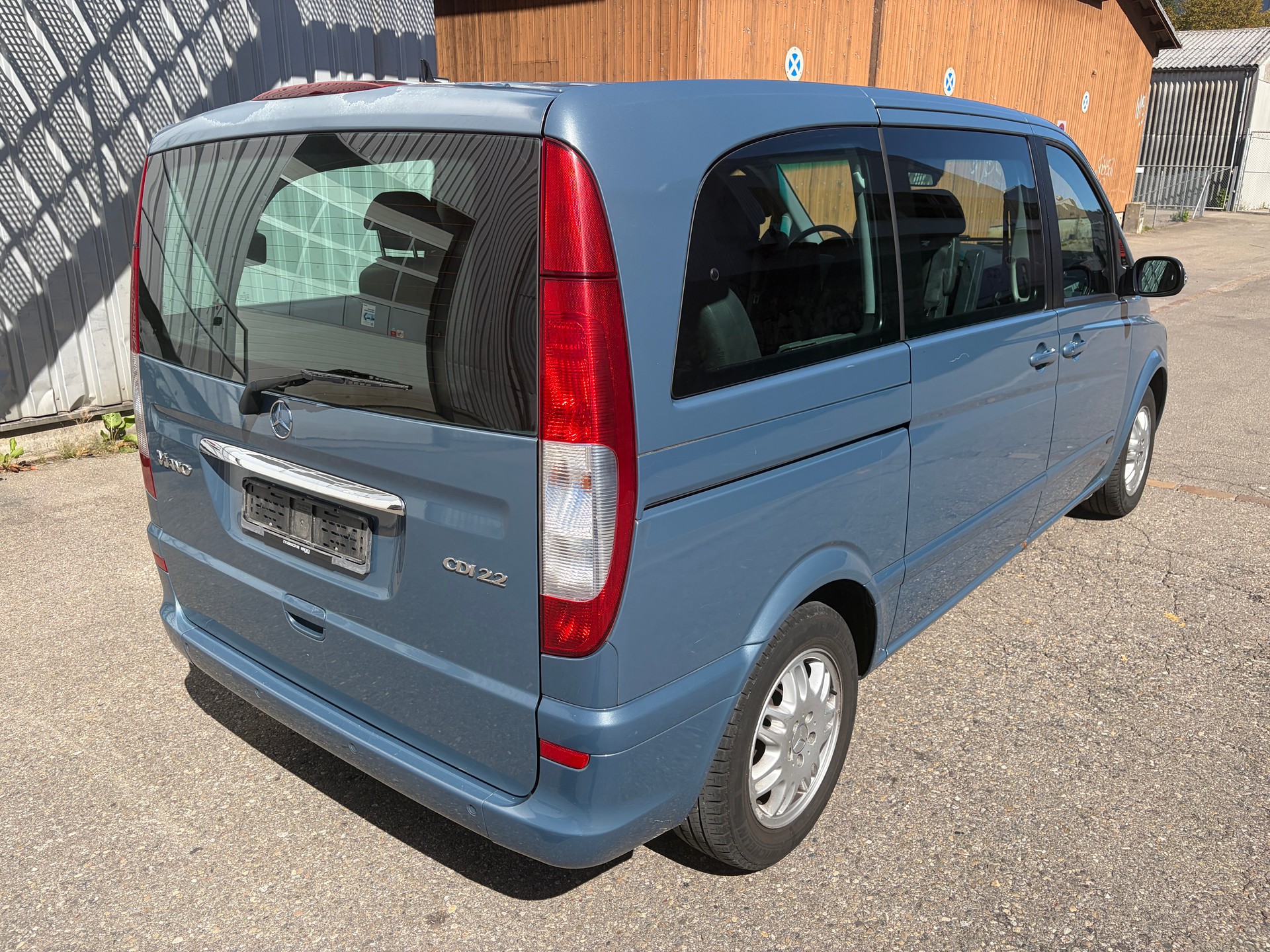 MERCEDES-BENZ Viano 2.2 CDI Ambiente EL-image-2