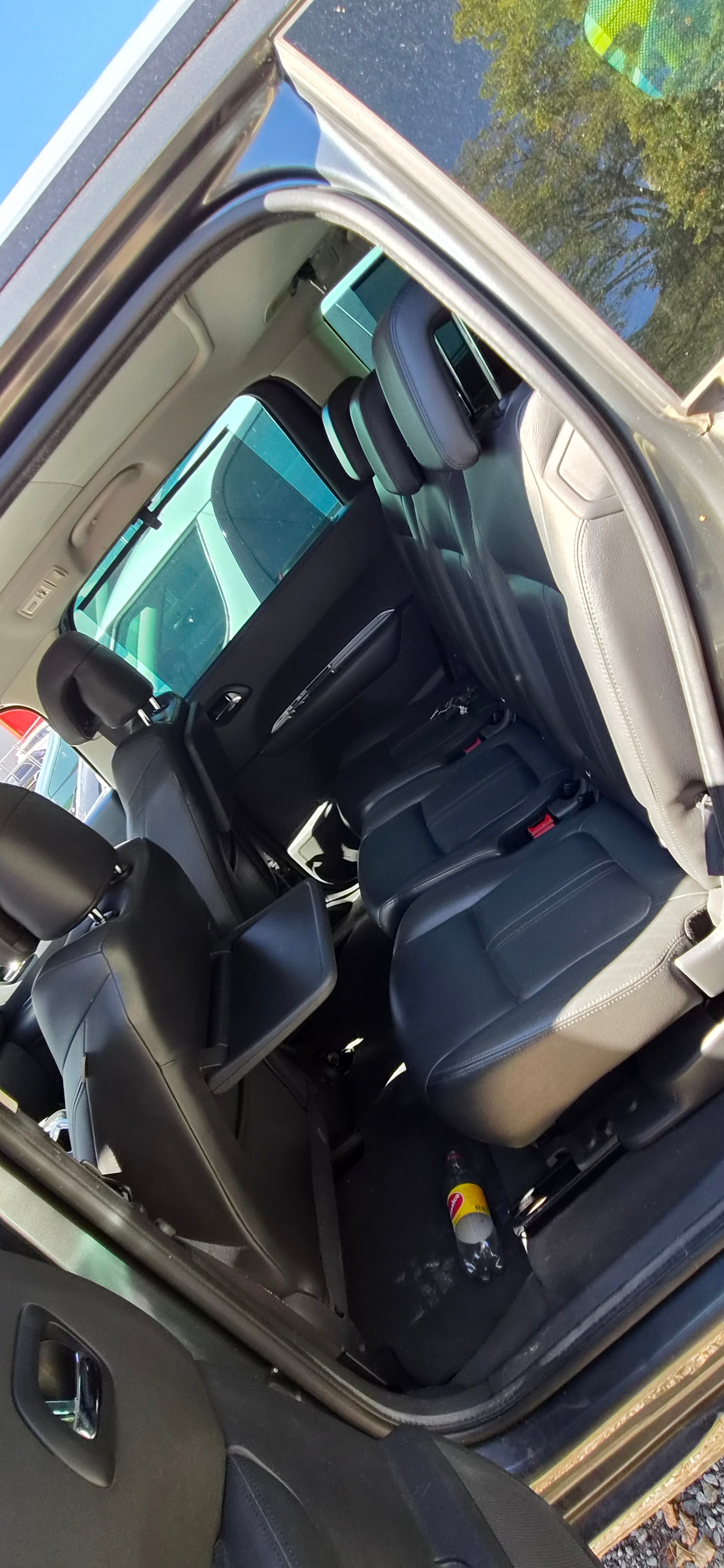 PEUGEOT 5008 1.6 16V T Sport-image-7