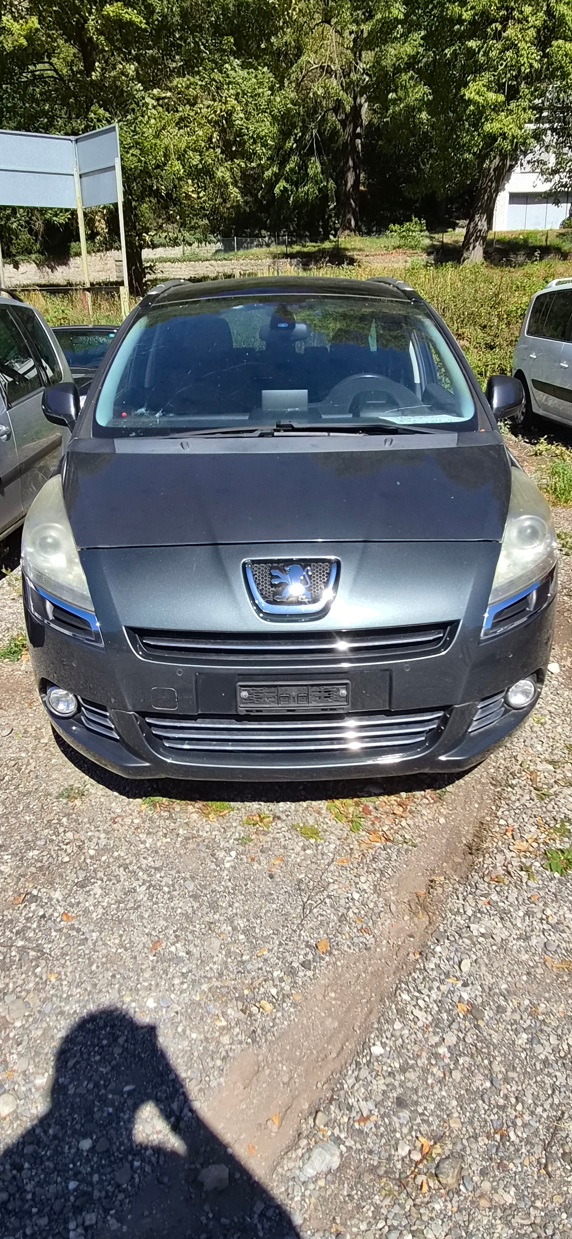 PEUGEOT 5008 1.6 16V T Sport-image-0