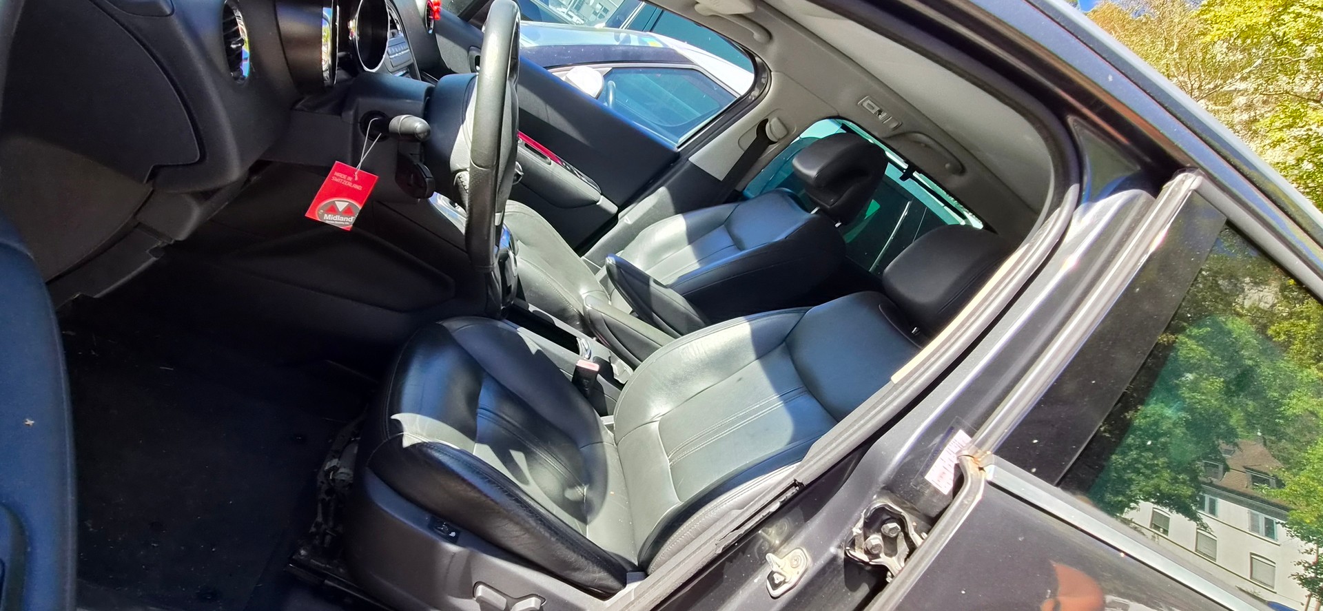 PEUGEOT 5008 1.6 16V T Sport-image-6