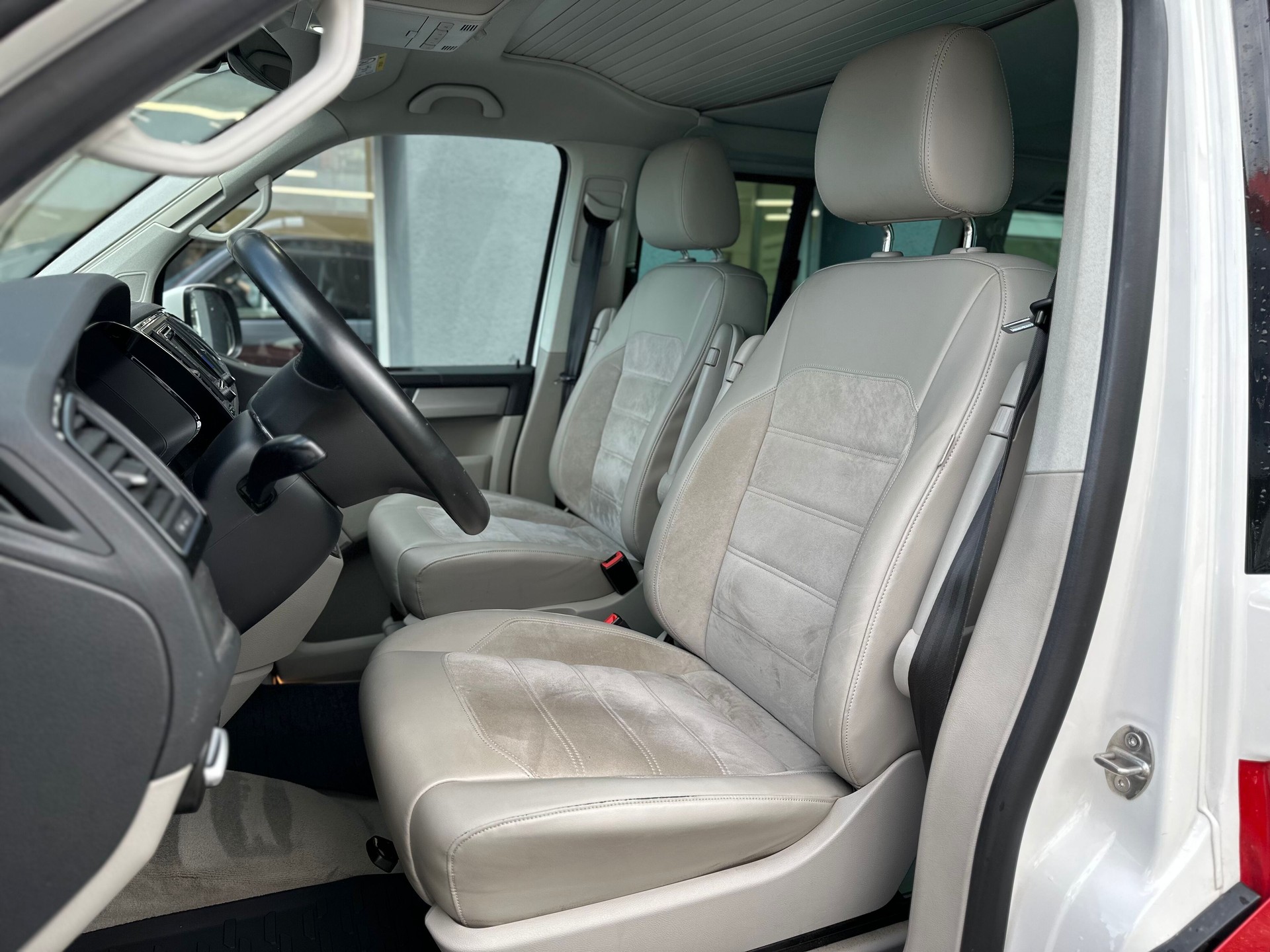 VW T6 California 2.0 TDI Ocean RED DSG-image-4