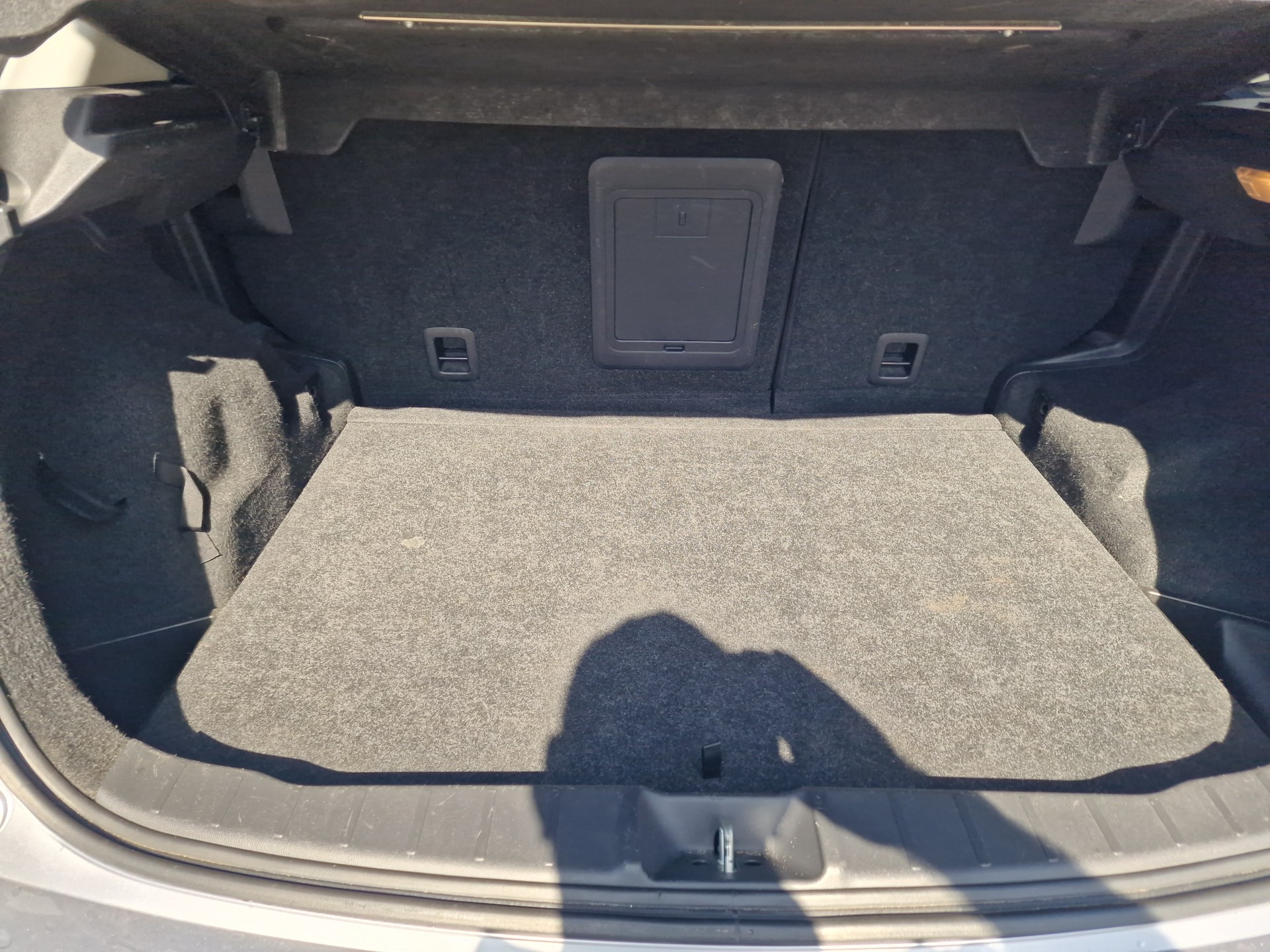 PEUGEOT 4008 1.8 HDi Allure 4WD-image-13