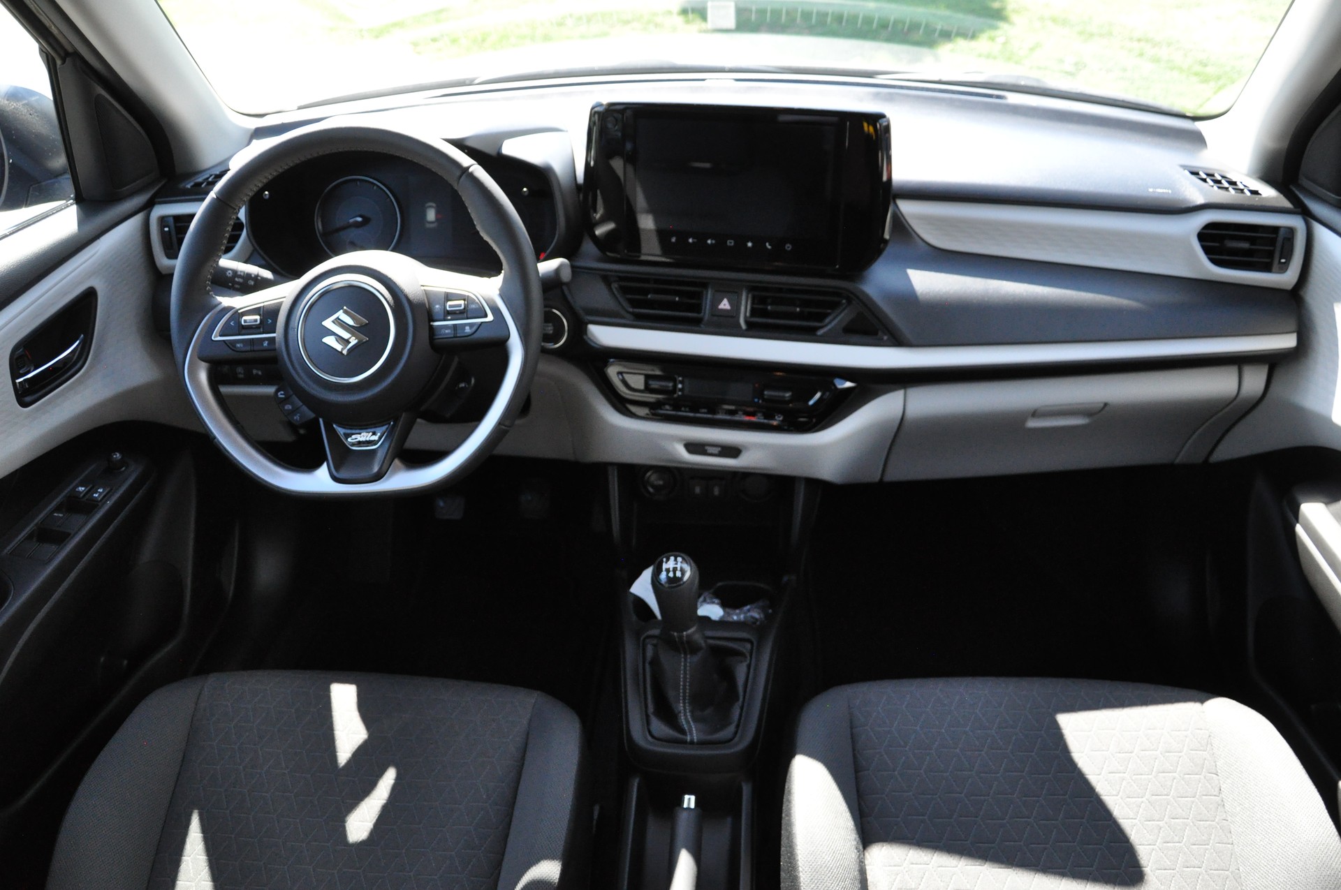 SUZUKI Swift 1.2 Piz Sulai Hybrid 4x4-image-8