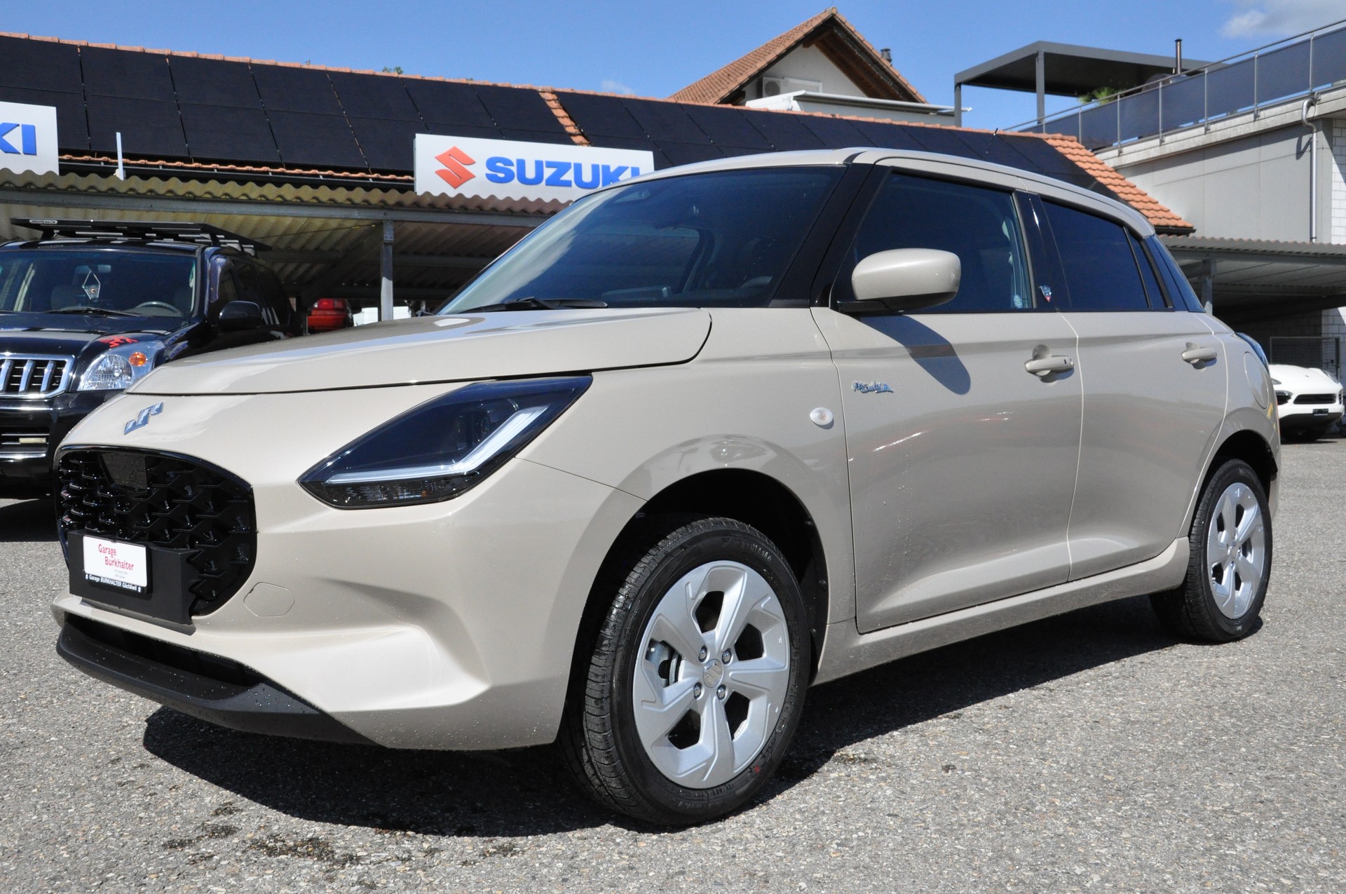 SUZUKI Swift 1.2 Piz Sulai Hybrid 4x4-image-1