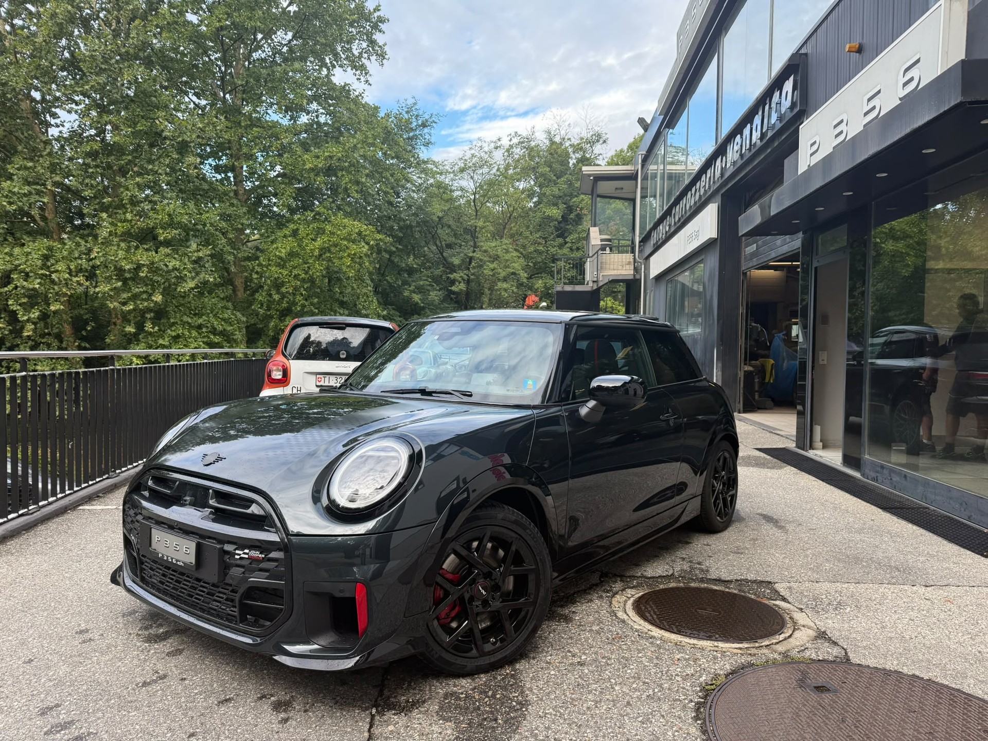MINI Cooper John Cooper Works DKG