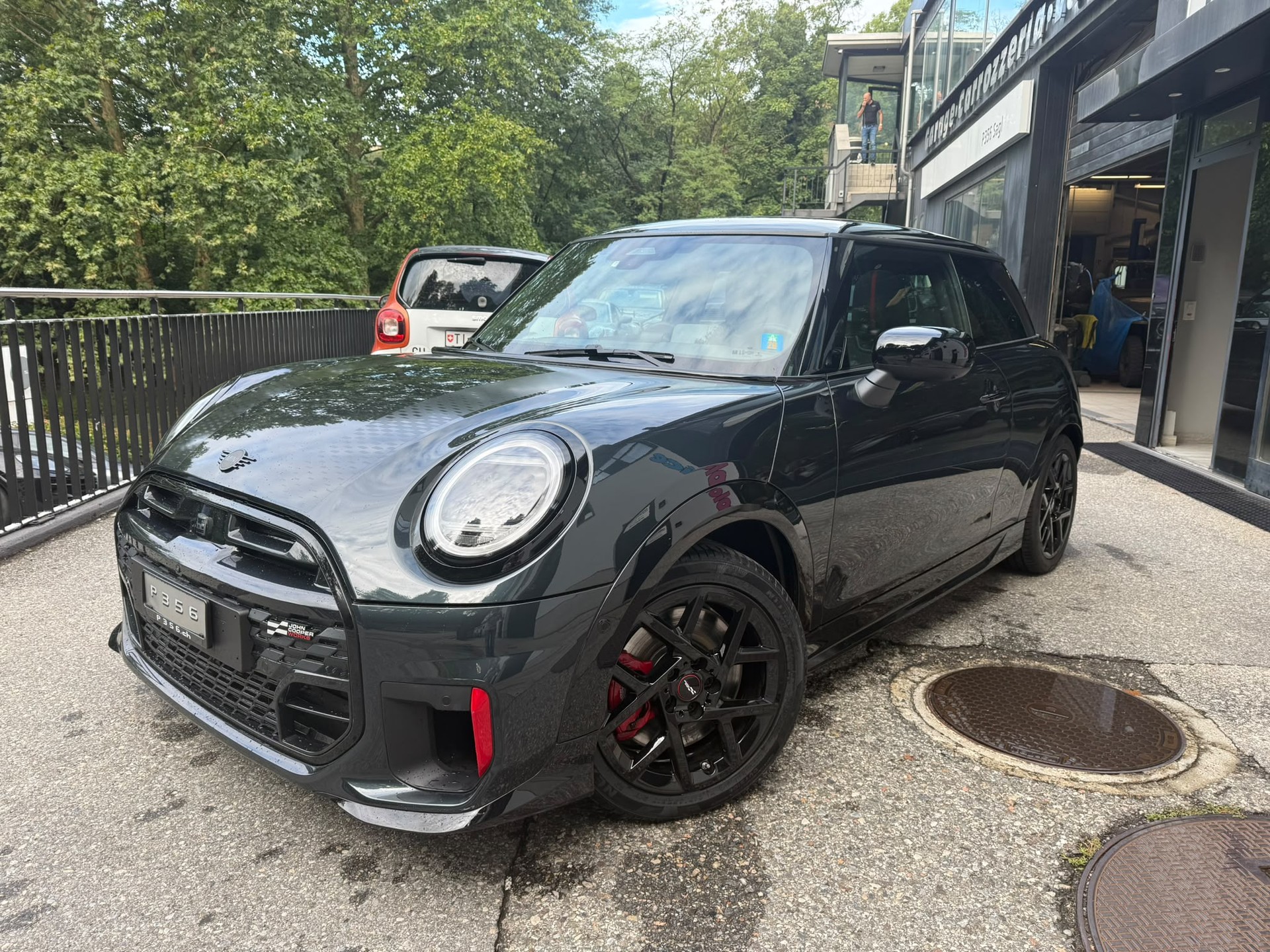 MINI Cooper John Cooper Works DKG-image-1
