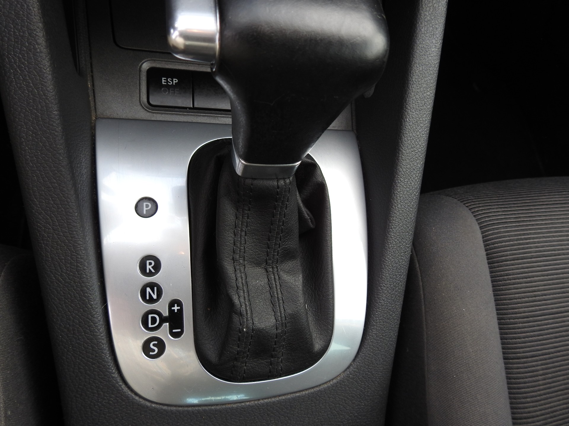 VW Golf 1.6 FSI Trendline-image-19