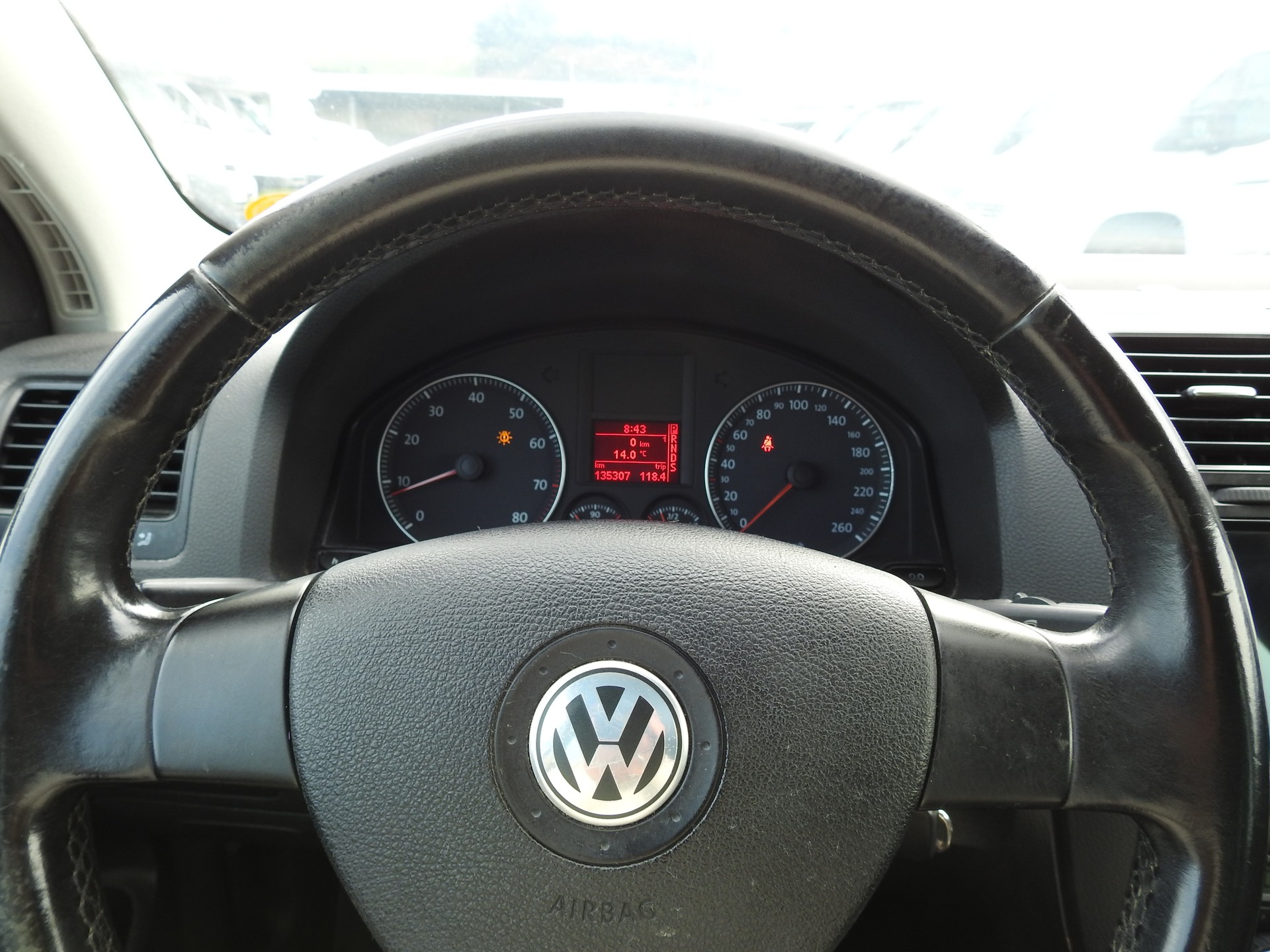 VW Golf 1.6 FSI Trendline-image-23