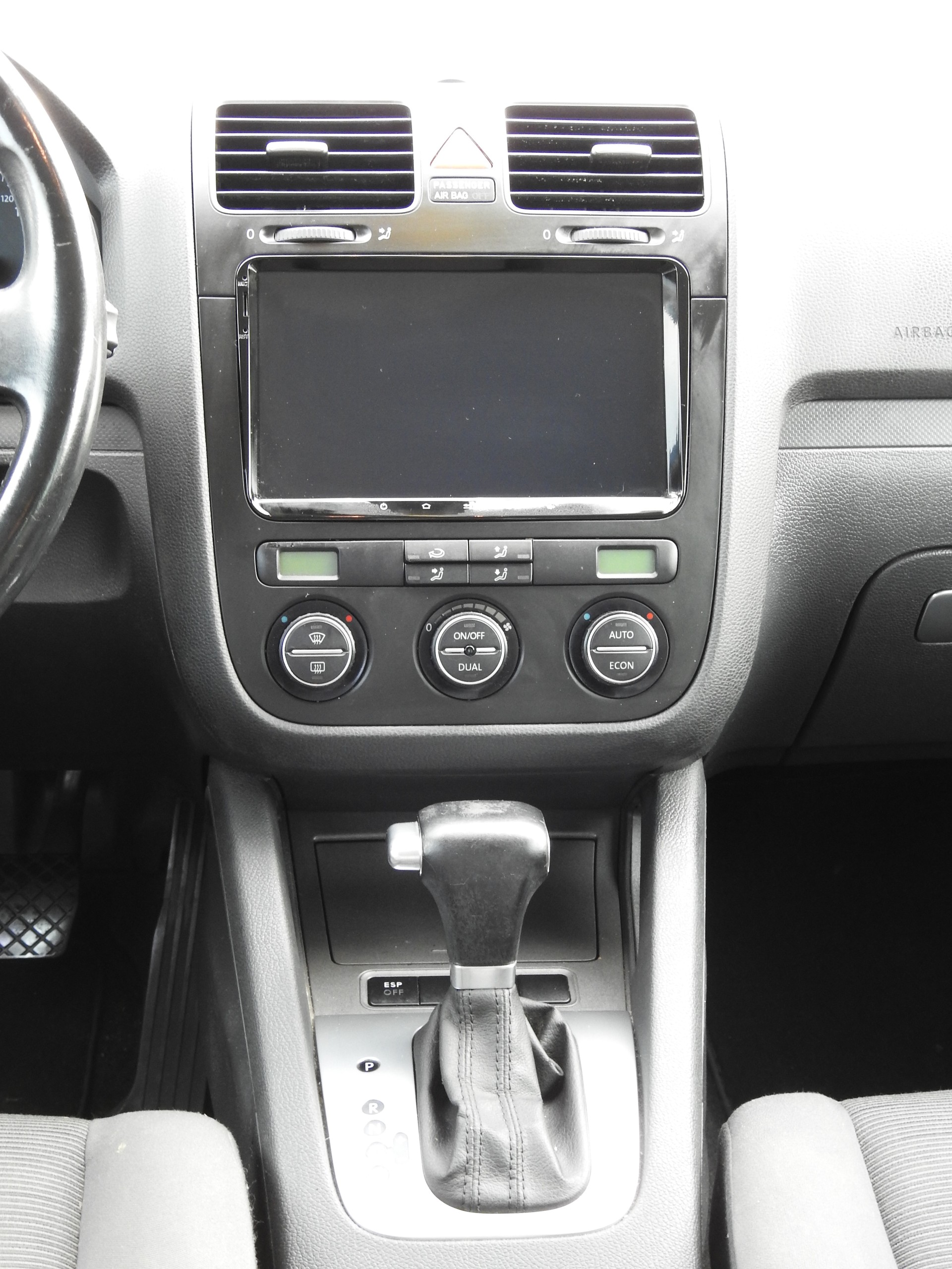 VW Golf 1.6 FSI Trendline-image-16