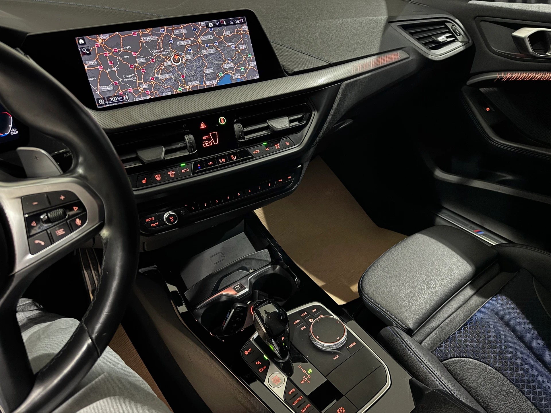 BMW 120d xDrive Steptronic M Sport-image-15