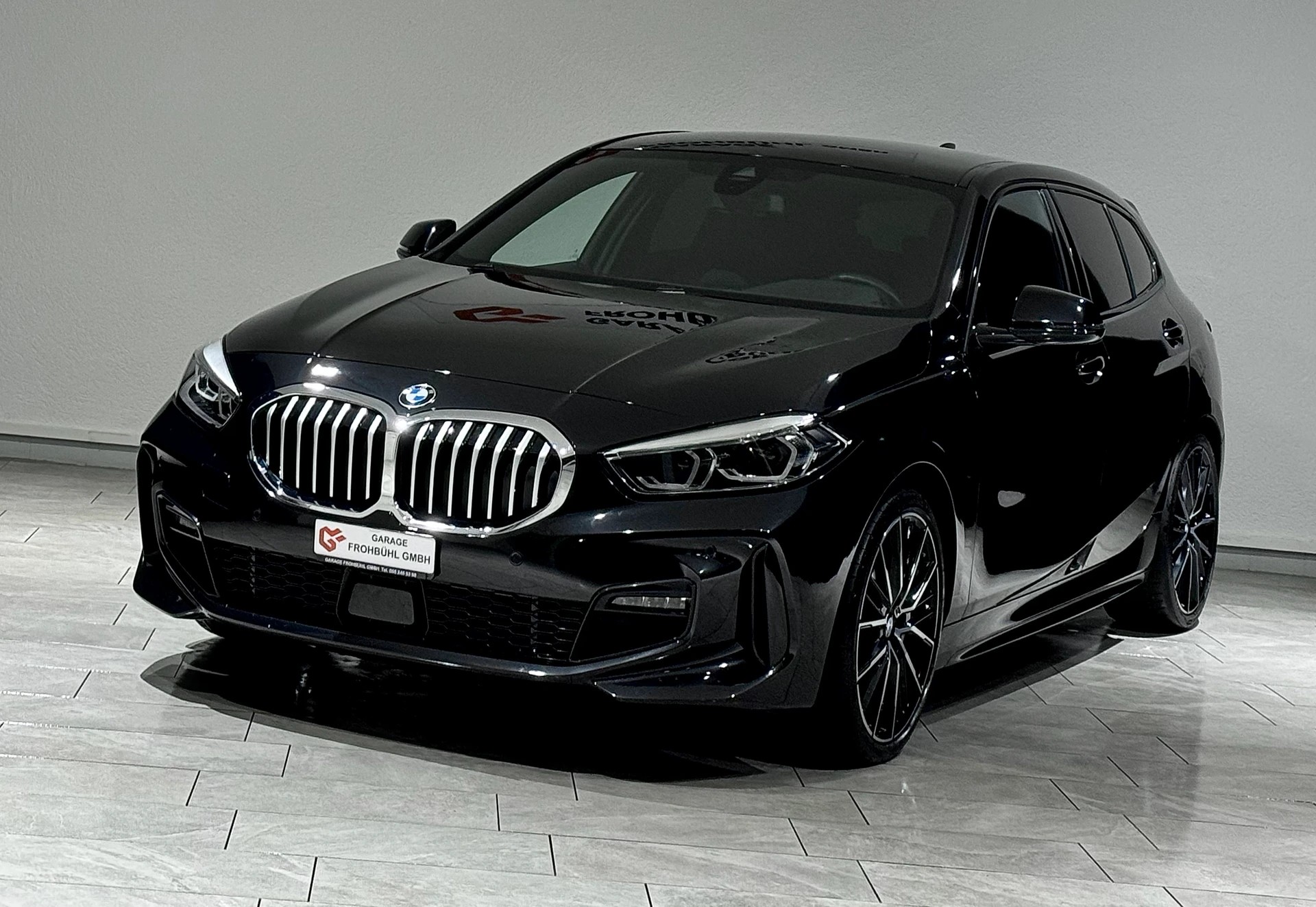BMW 120d xDrive Steptronic M Sport-image-0