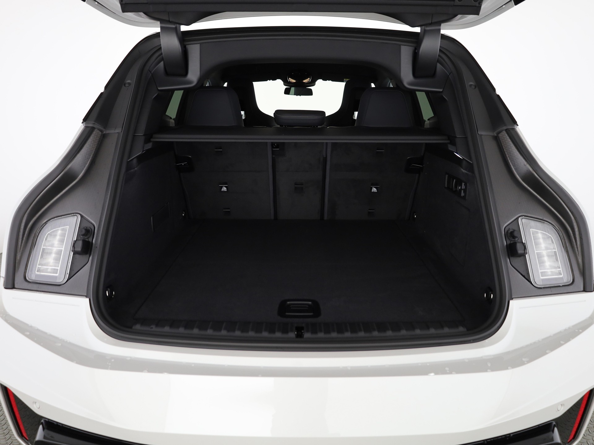 BMW iX I20 xDrive60-image-7