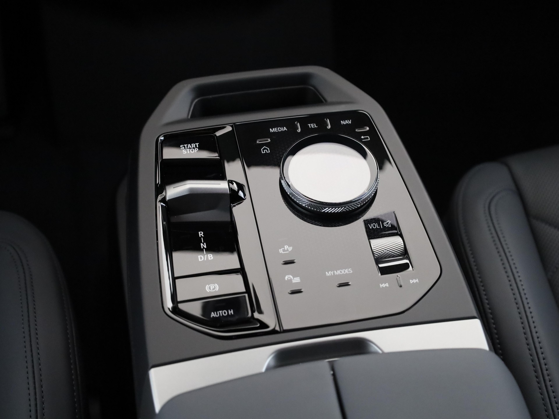 BMW iX I20 xDrive60-image-19