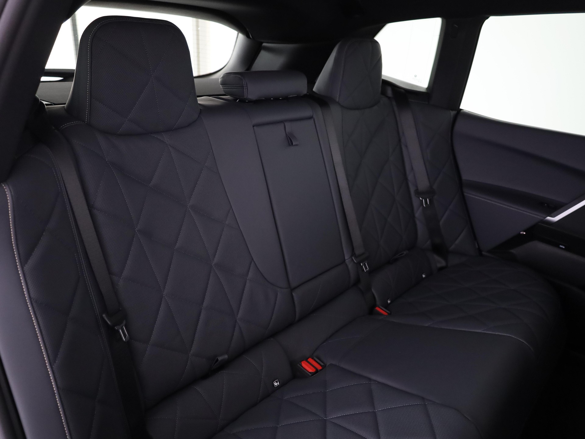 BMW iX I20 xDrive60-image-16