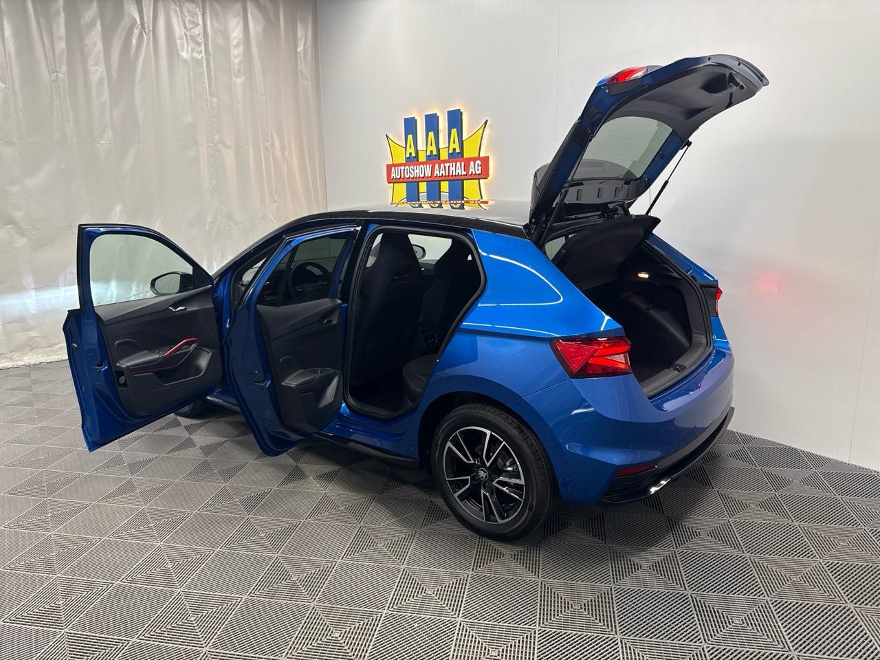 SKODA Fabia 1.5 TSI Monte Carlo DSG-image-12