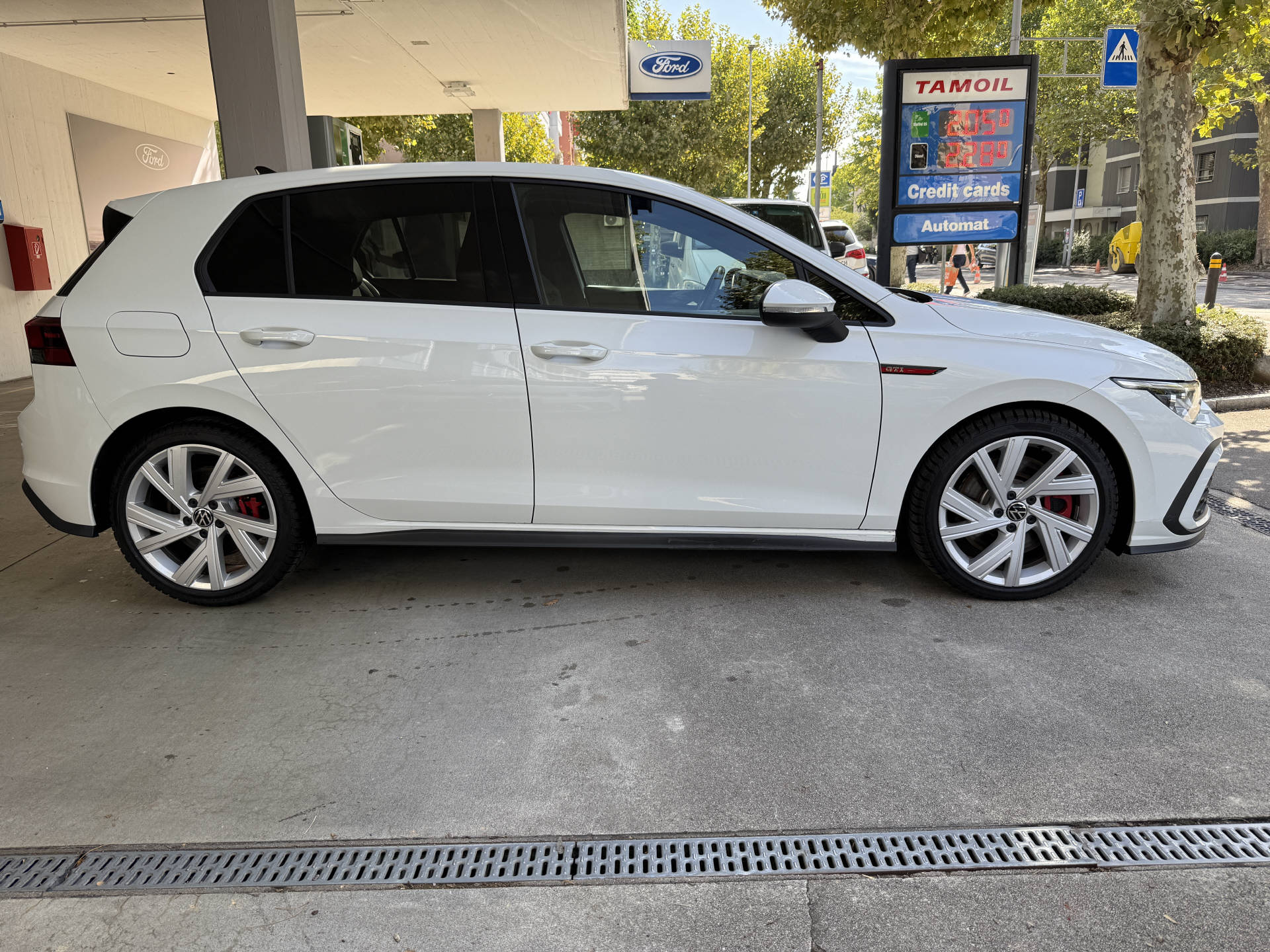 VW Golf VIII 2.0 TSI GTI DSG-image-4