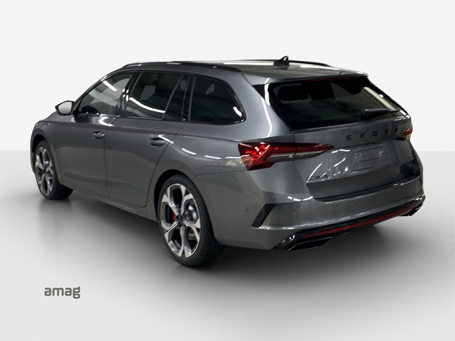SKODA Octavia Combi 2.0 TSI DSG RS 30 Years Edition-image-2