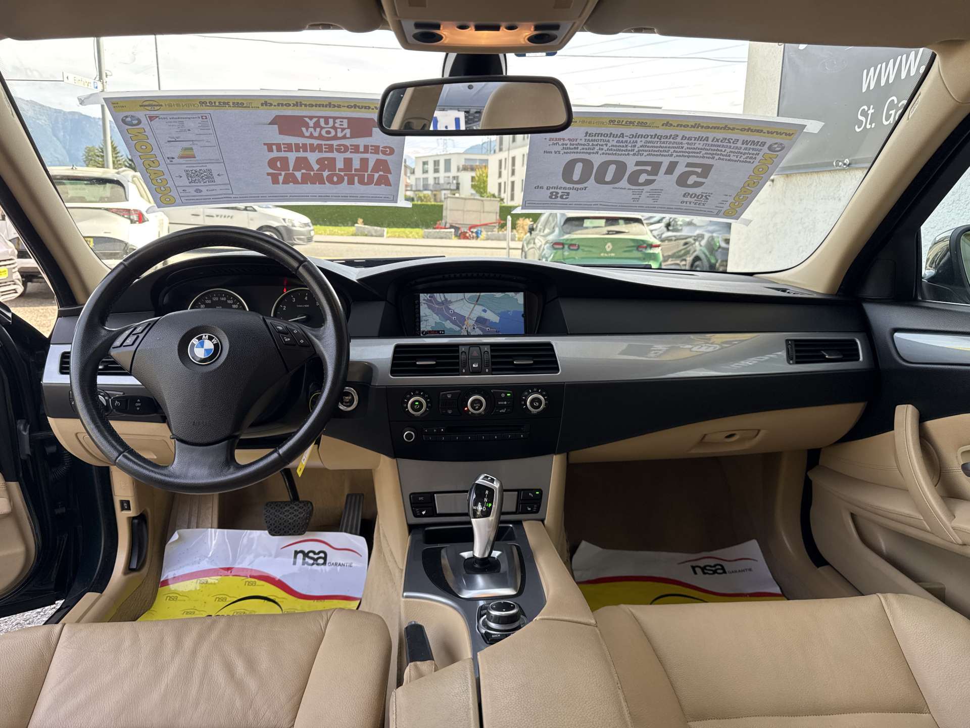 BMW 525xi Allrad Steptronic-Automat-image-5
